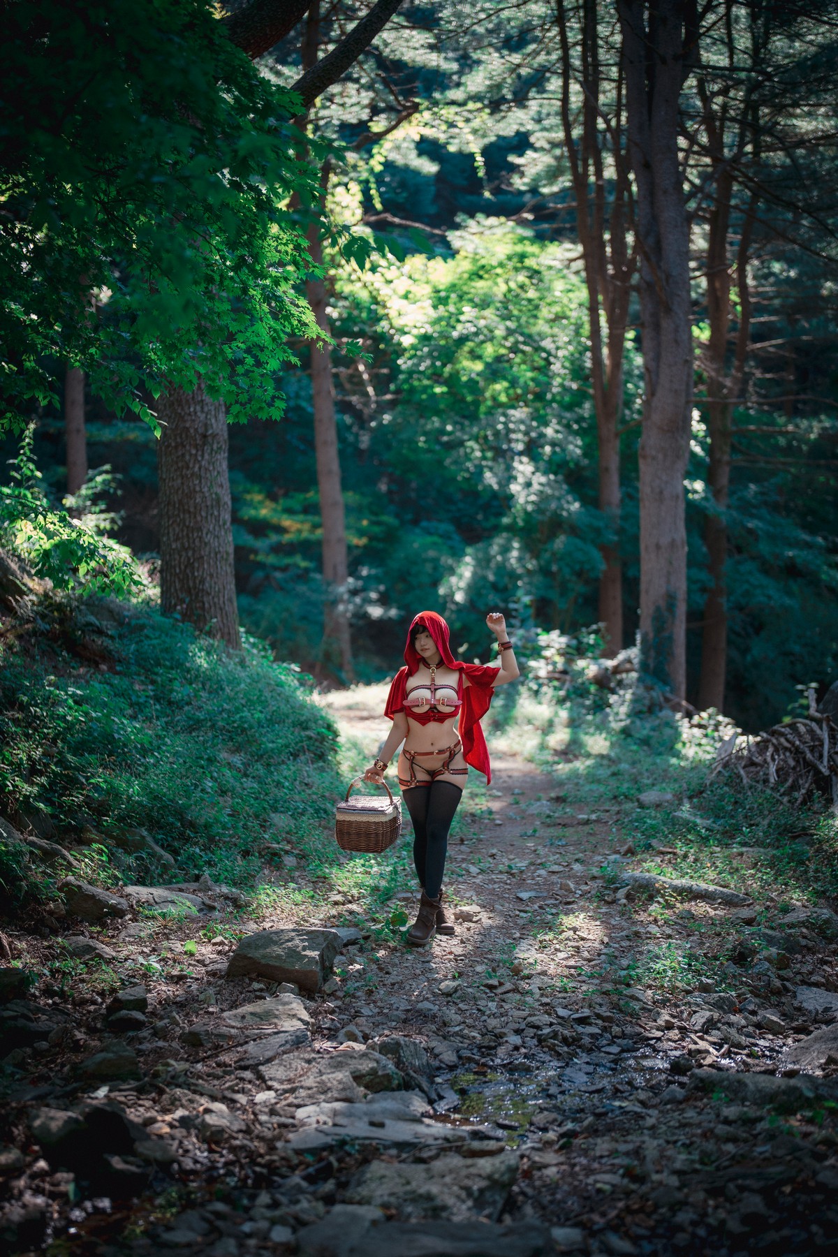xgyw.top_[DJAWA]No.194_Mimmi_Naughty Red Hiring Hood主题户外红色情趣服饰惹火诱惑写真125P