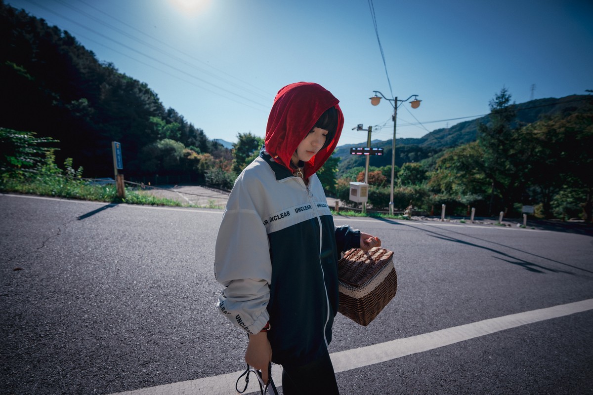 xgyw.top_[DJAWA]No.194_Mimmi_Naughty Red Hiring Hood主题户外红色情趣服饰惹火诱惑写真125P