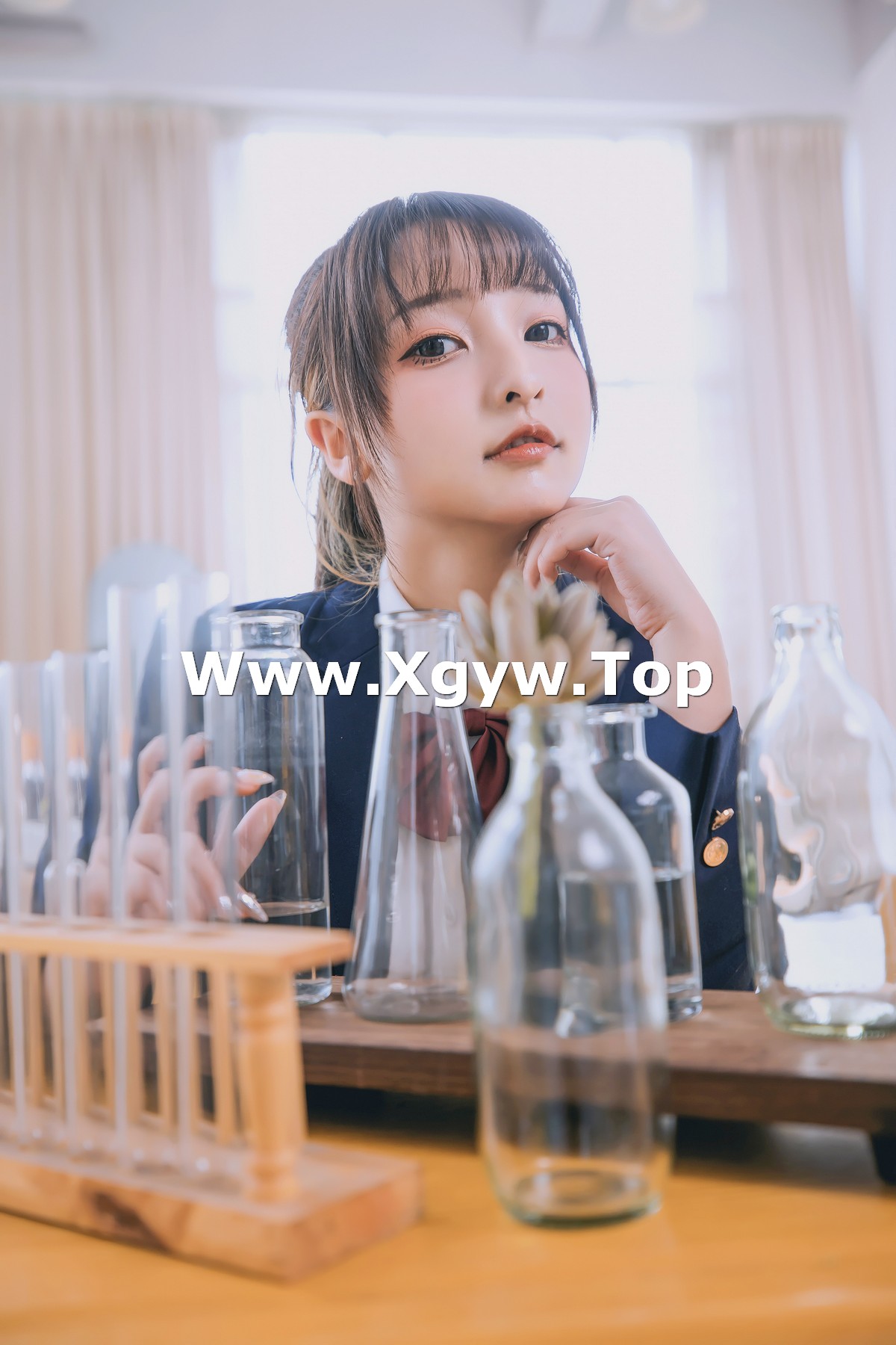 xgyw.top_萝莉美女神楽板真冬百合教室主题教室里师生情主题性感白T配黑丝袜诱惑写真150P