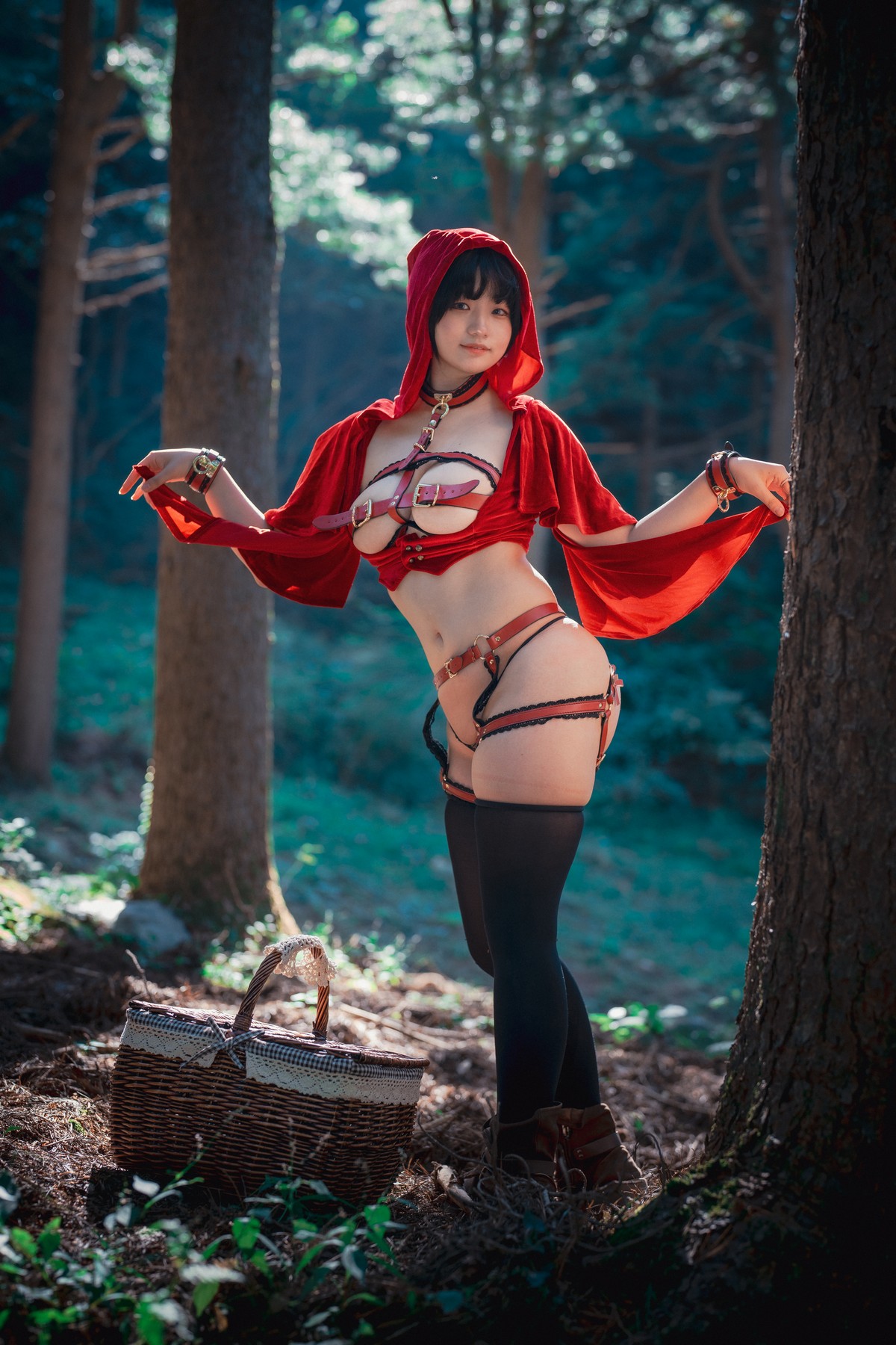 xgyw.top_[DJAWA]No.194_Mimmi_Naughty Red Hiring Hood主题户外红色情趣服饰惹火诱惑写真125P