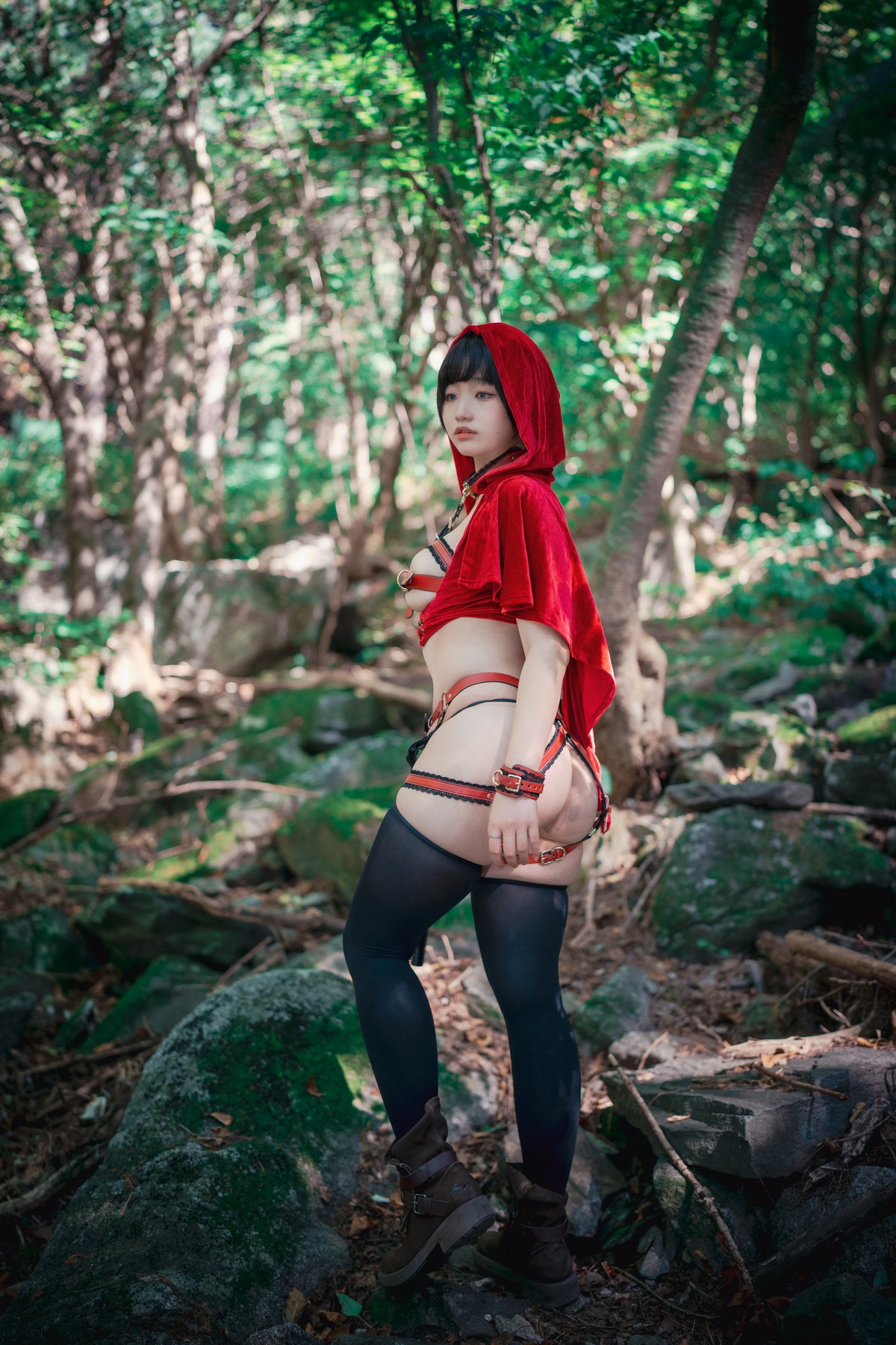 xgyw.top_[DJAWA]No.194_Mimmi_Naughty Red Hiring Hood主题户外红色情趣服饰惹火诱惑写真125P