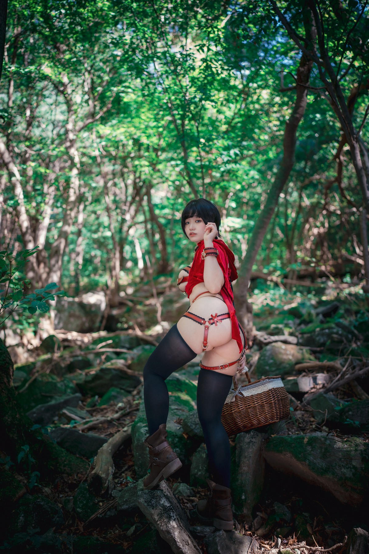 xgyw.top_[DJAWA]No.194_Mimmi_Naughty Red Hiring Hood主题户外红色情趣服饰惹火诱惑写真125P