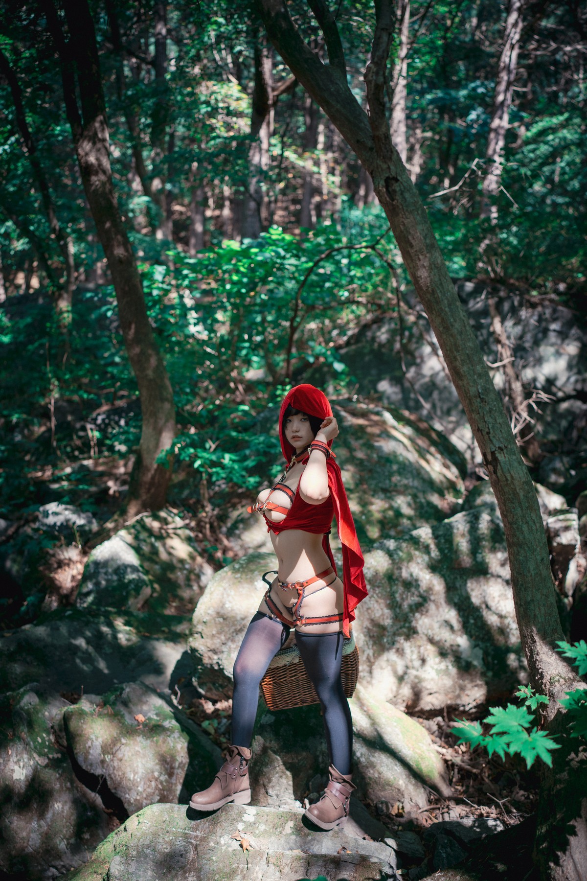 xgyw.top_[DJAWA]No.194_Mimmi_Naughty Red Hiring Hood主题户外红色情趣服饰惹火诱惑写真125P