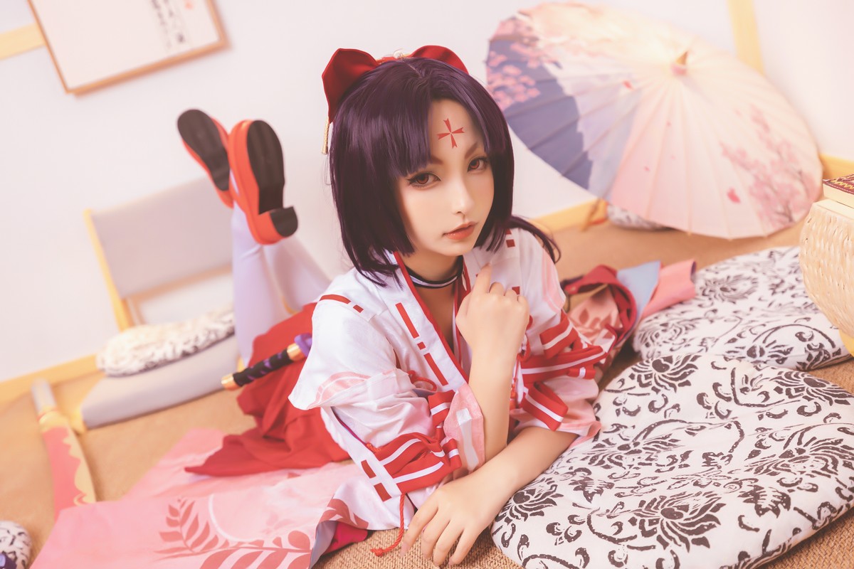 xgyw.top_萝莉美女神楽板真冬刀之语主题私房性感日系风白色腿袜秀美腿完美诱惑写真150P
