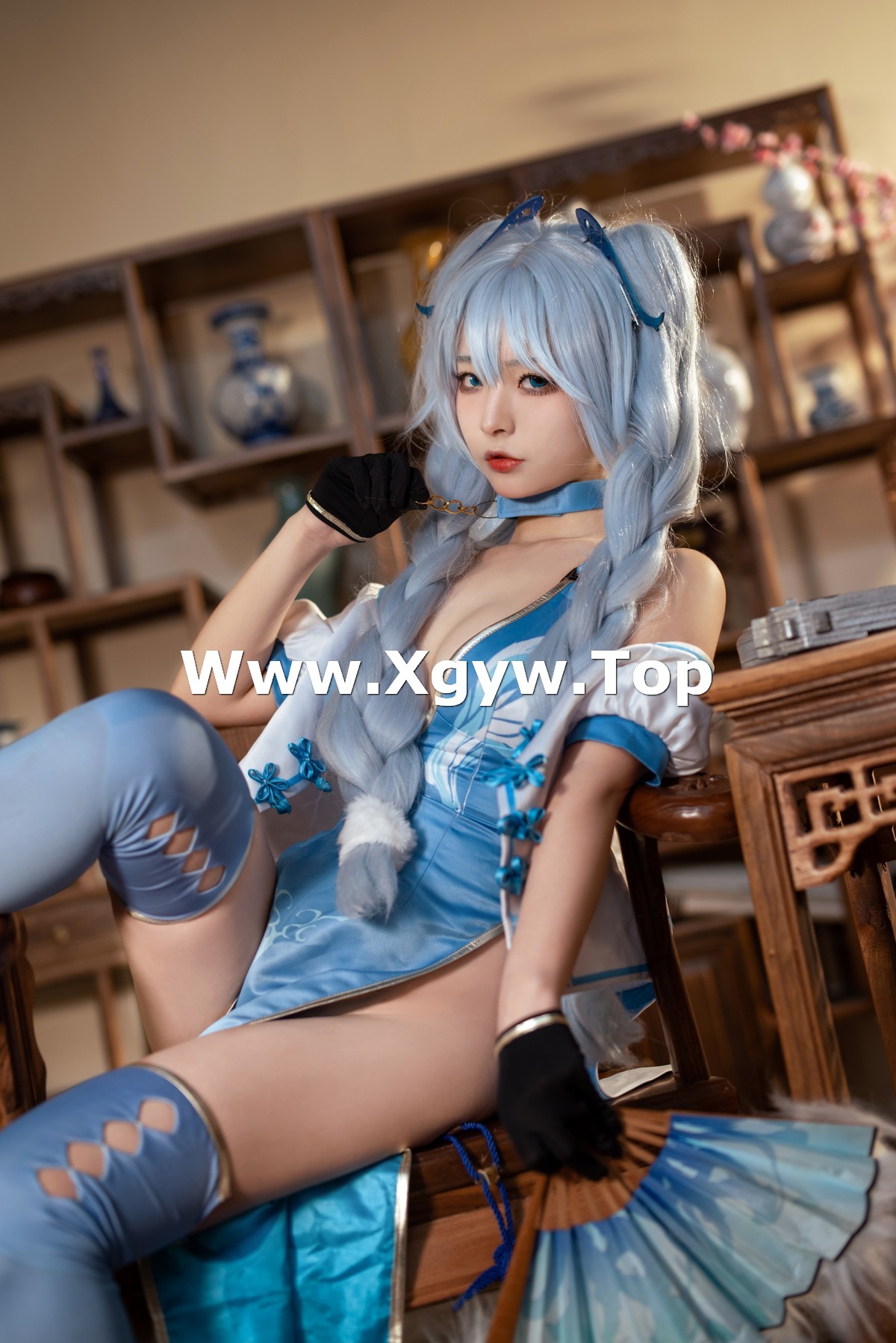 xgyw.top_网络美女yuuhui玉汇翠雀媚主题私房性感翠绿旗袍秀完美身材翘臀美腿诱惑写真31P