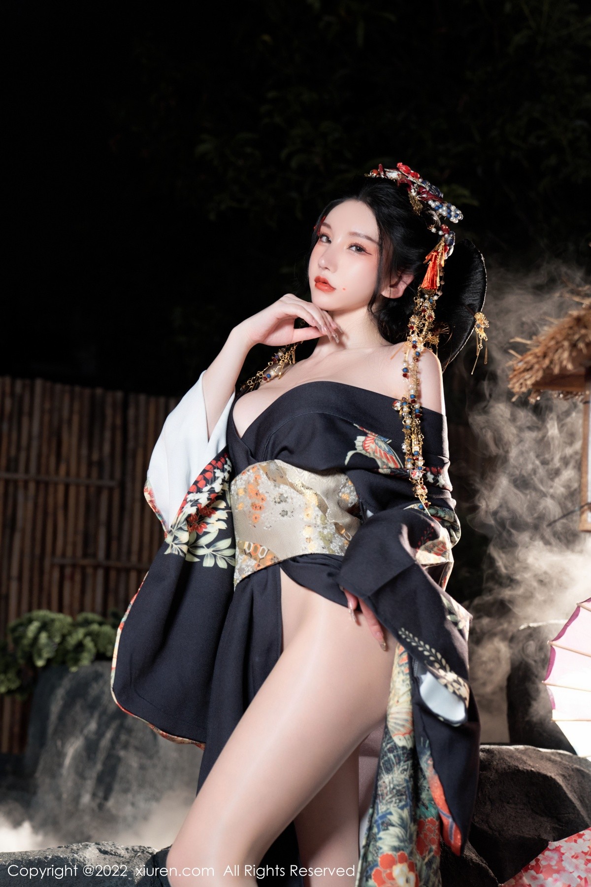 xgyw.top_XiuRen第5537期_女神周于希Sally宽衣解带主题日系风脱和服露翘臀美腿诱惑写真80P