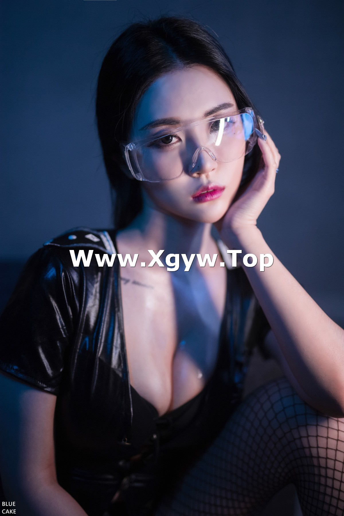xgyw.top_[Bluecake]Bomi-Siren主题私房性感JK制服 黑色皮质短裙套装秀完美身材诱惑写真71P