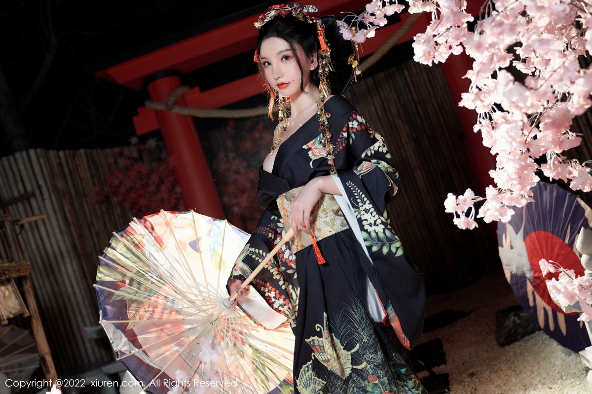 xgyw.top_XiuRen第5537期_女神周于希Sally宽衣解带主题日系风脱和服露翘臀美腿诱惑写真80P