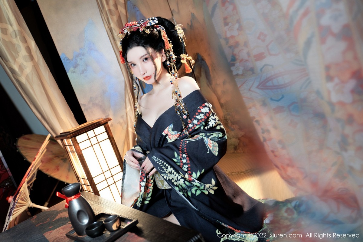 xgyw.top_XiuRen第5537期_女神周于希Sally宽衣解带主题日系风脱和服露翘臀美腿诱惑写真80P