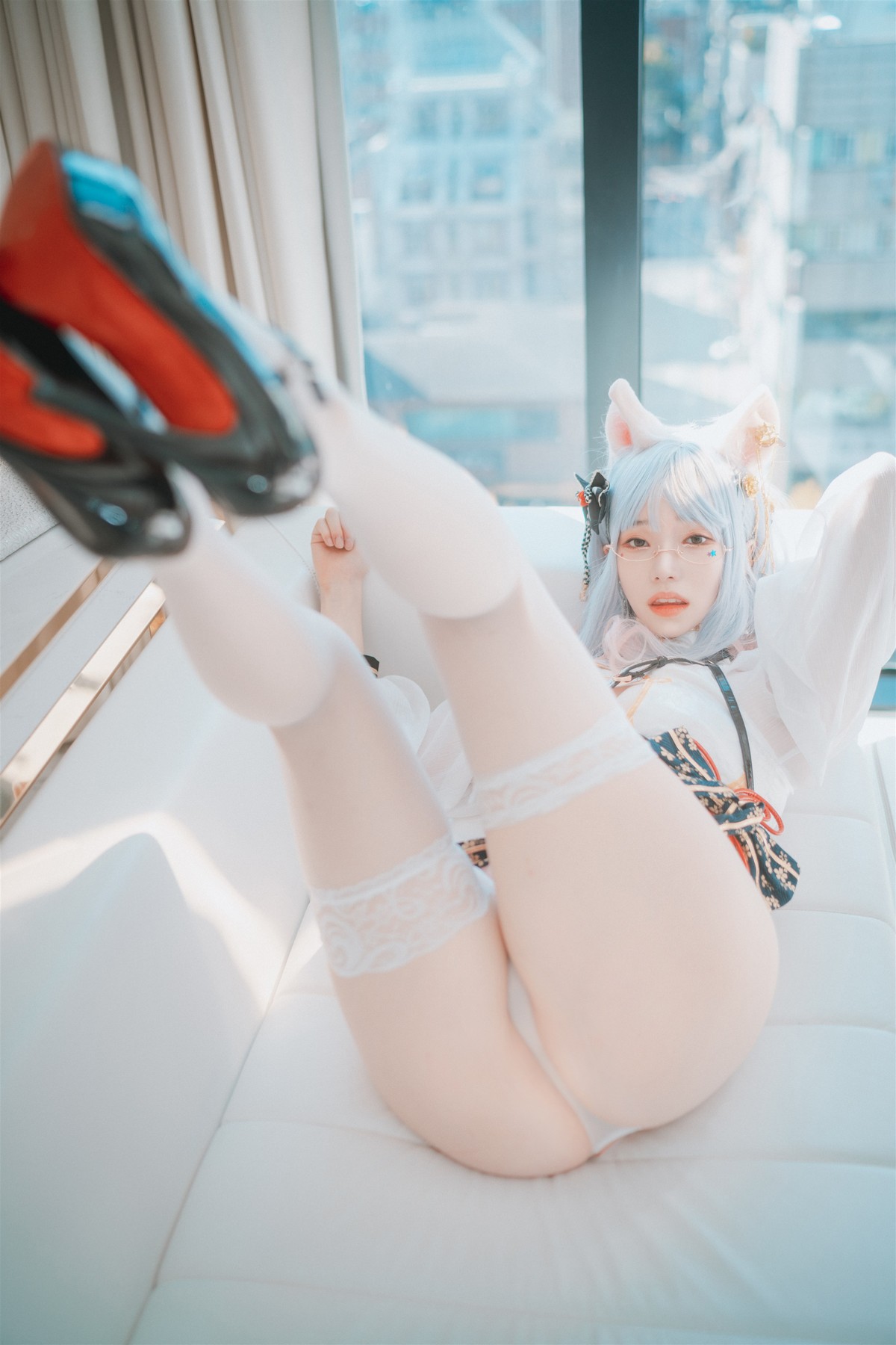 xgyw.top_[DJAWA]No.199_模特BamBi_Le Chat Porte un Qípáo主题性感旗袍露火辣身材诱惑写真87P