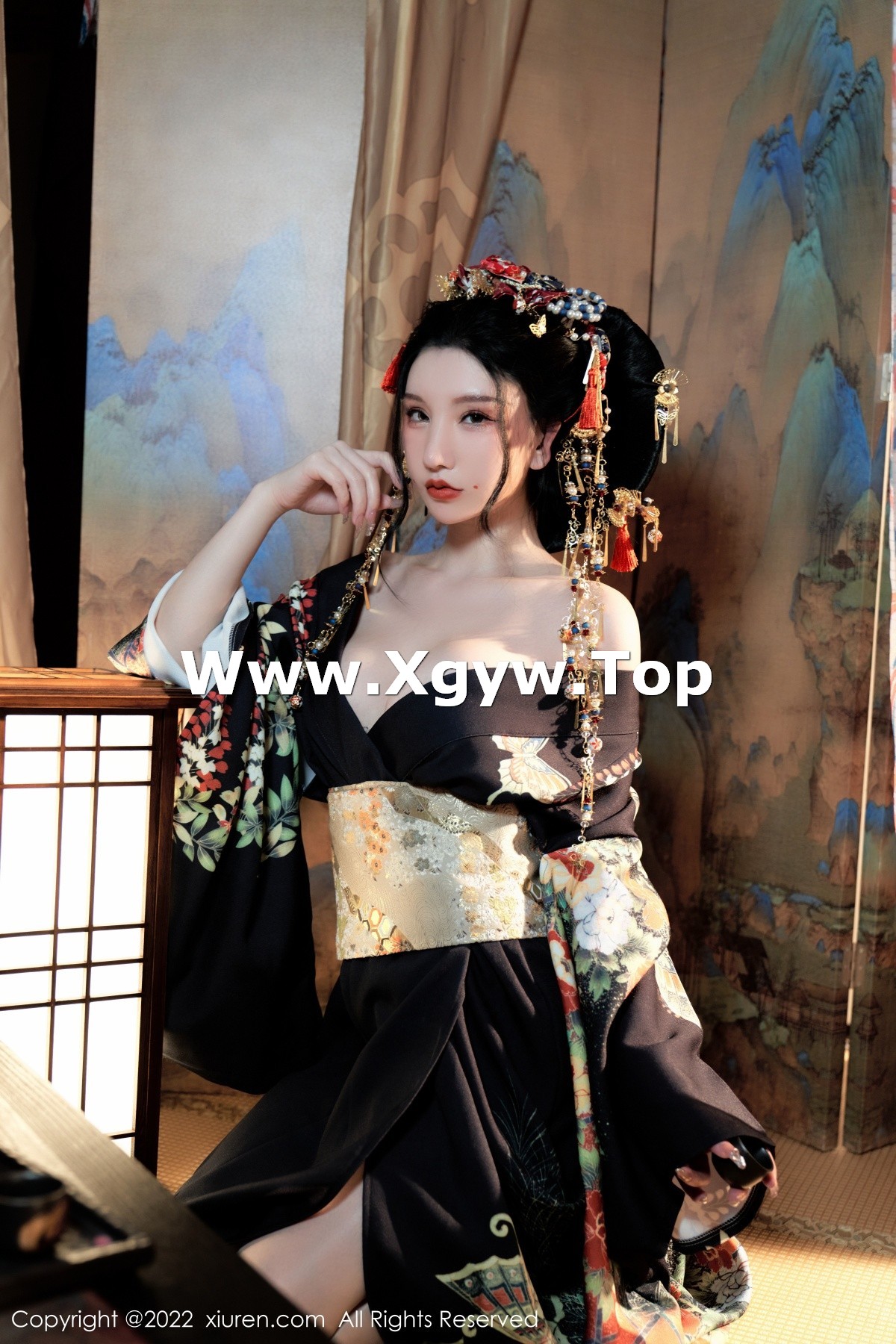 xgyw.top_XiuRen第5537期_女神周于希Sally宽衣解带主题日系风脱和服露翘臀美腿诱惑写真80P