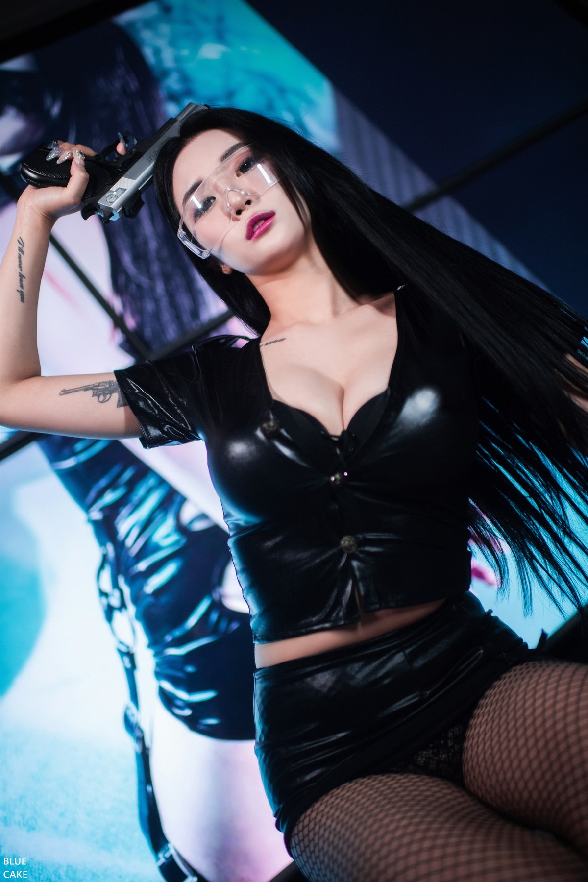 xgyw.top_[Bluecake]Bomi-Siren主题私房性感JK制服 黑色皮质短裙套装秀完美身材诱惑写真71P