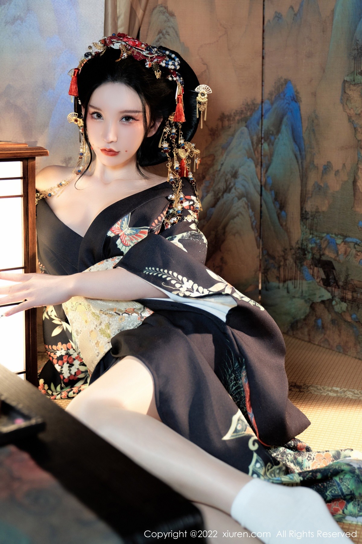 xgyw.top_XiuRen第5537期_女神周于希Sally宽衣解带主题日系风脱和服露翘臀美腿诱惑写真80P