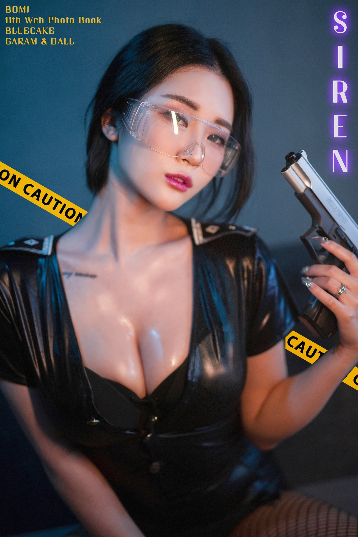 xgyw.top_[Bluecake]Bomi-Siren主题私房性感JK制服 黑色皮质短裙套装秀完美身材诱惑写真71P