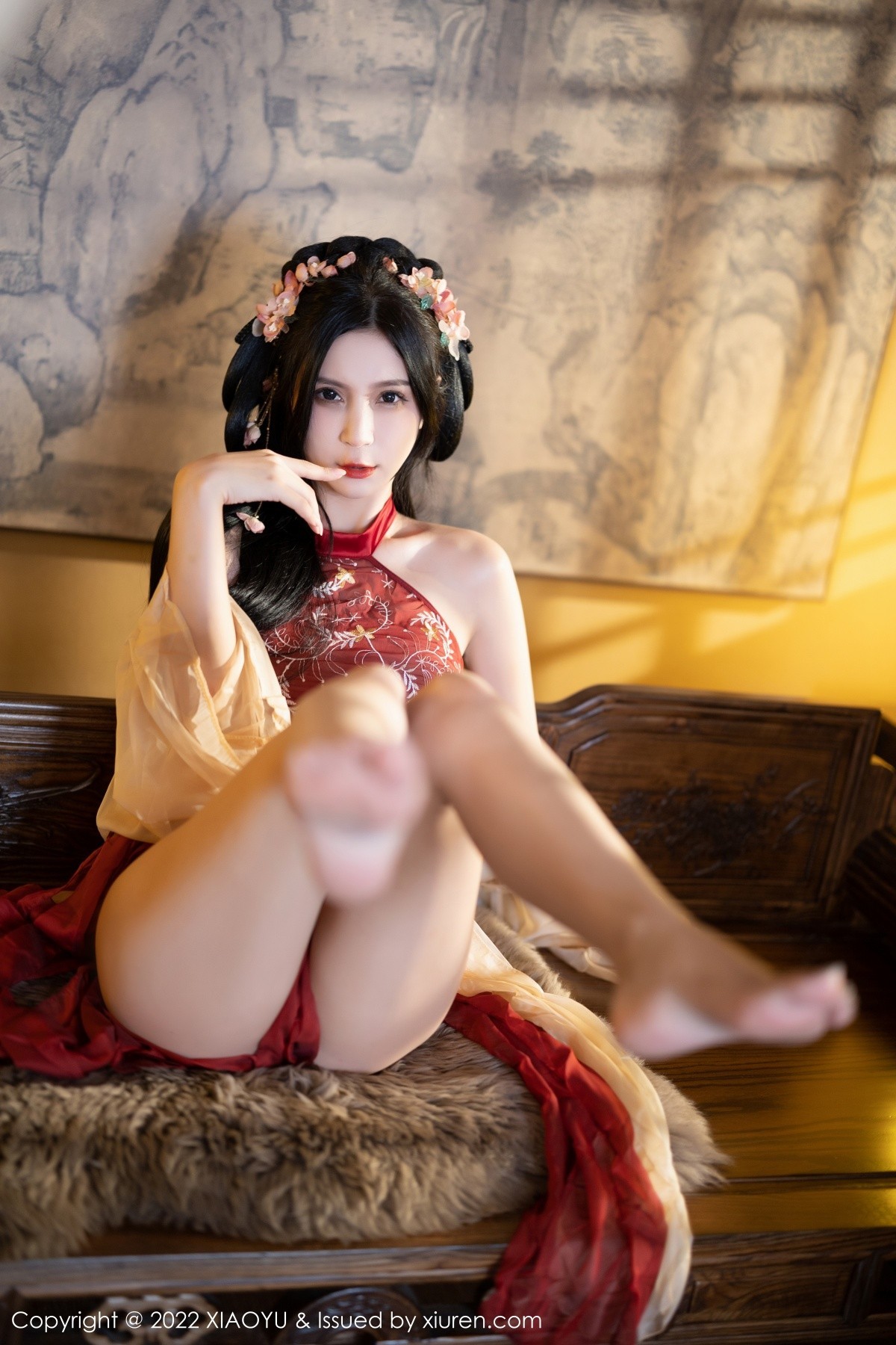 xgyw.top_[XiaoYu画语界]Vol.858_模特小蛮妖Yummy杭州旅拍红色丝绸古装服露白嫩肌肤诱惑写真81P