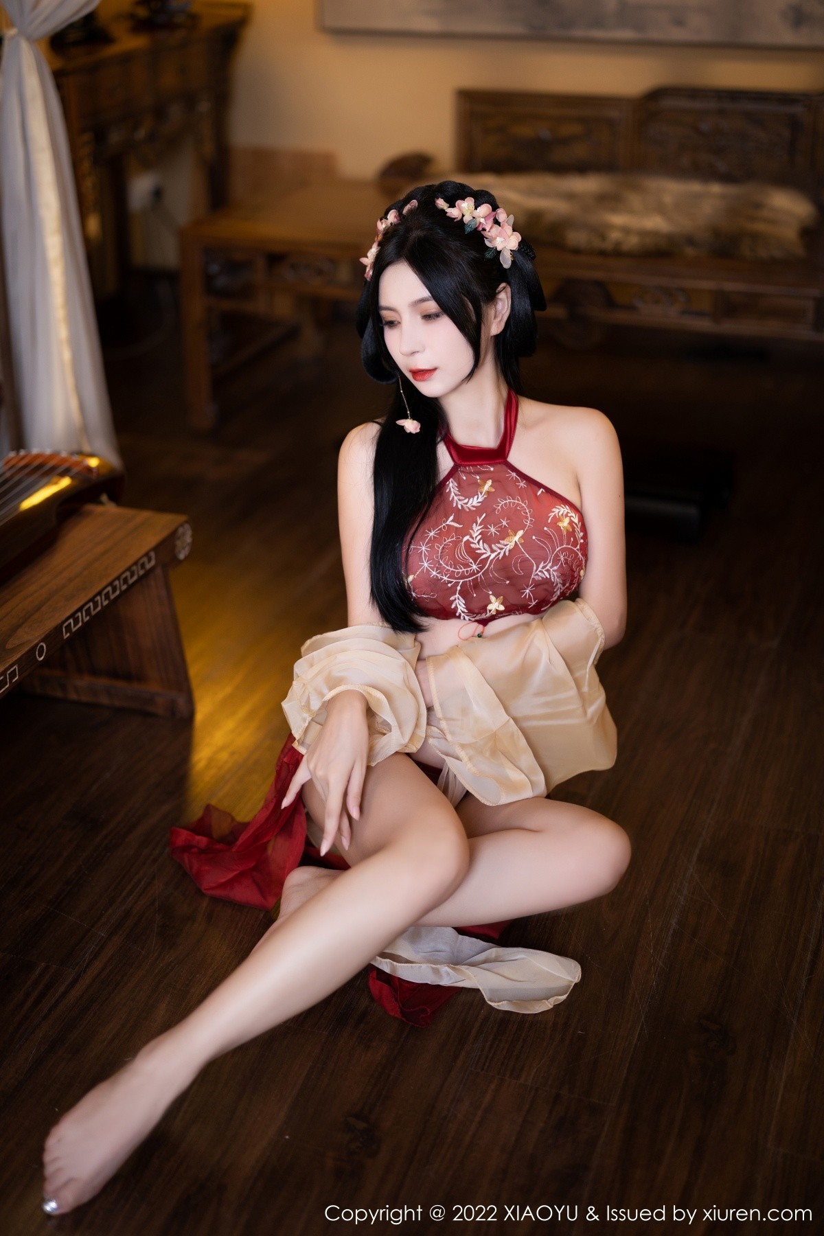 xgyw.top_[XiaoYu画语界]Vol.858_模特小蛮妖Yummy杭州旅拍红色丝绸古装服露白嫩肌肤诱惑写真81P