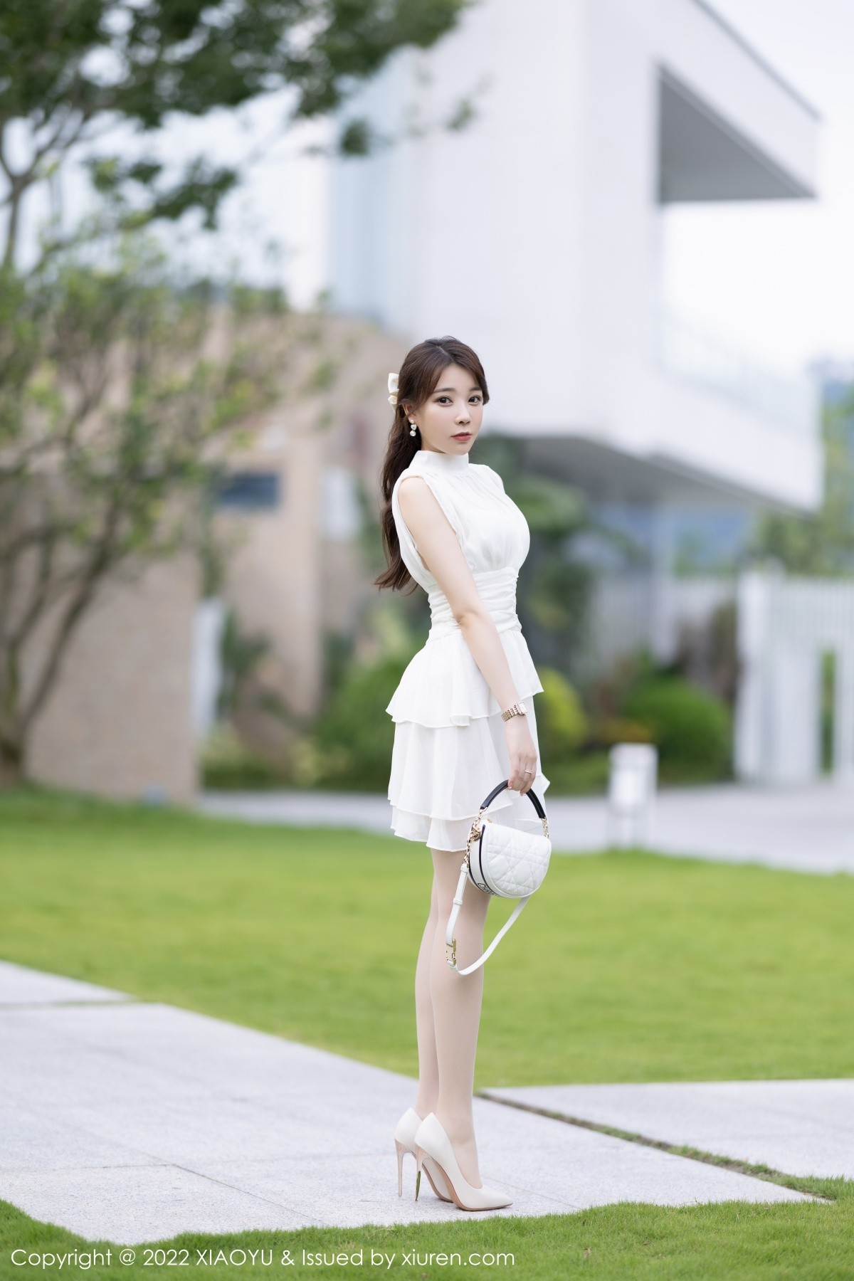 xgyw.top_[XiaoYu画语界]Vol.859_女神徐莉芝Booty脱白色连衣短裙露性感白色内衣完美诱惑写真77P