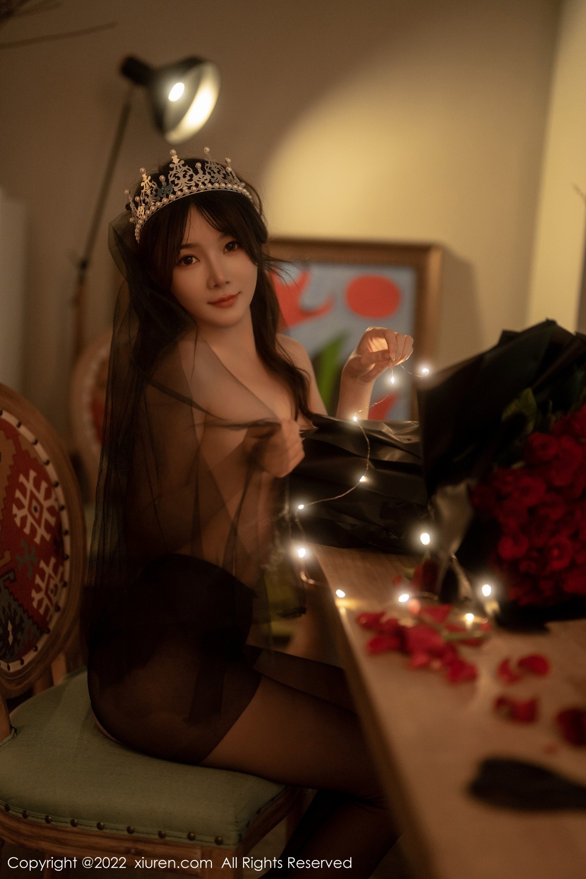 xgyw.top_XiuRen第5552期_模特婠婠么私房性感黑色露肩连衣裙配超薄黑丝秀曼妙身材写真74P