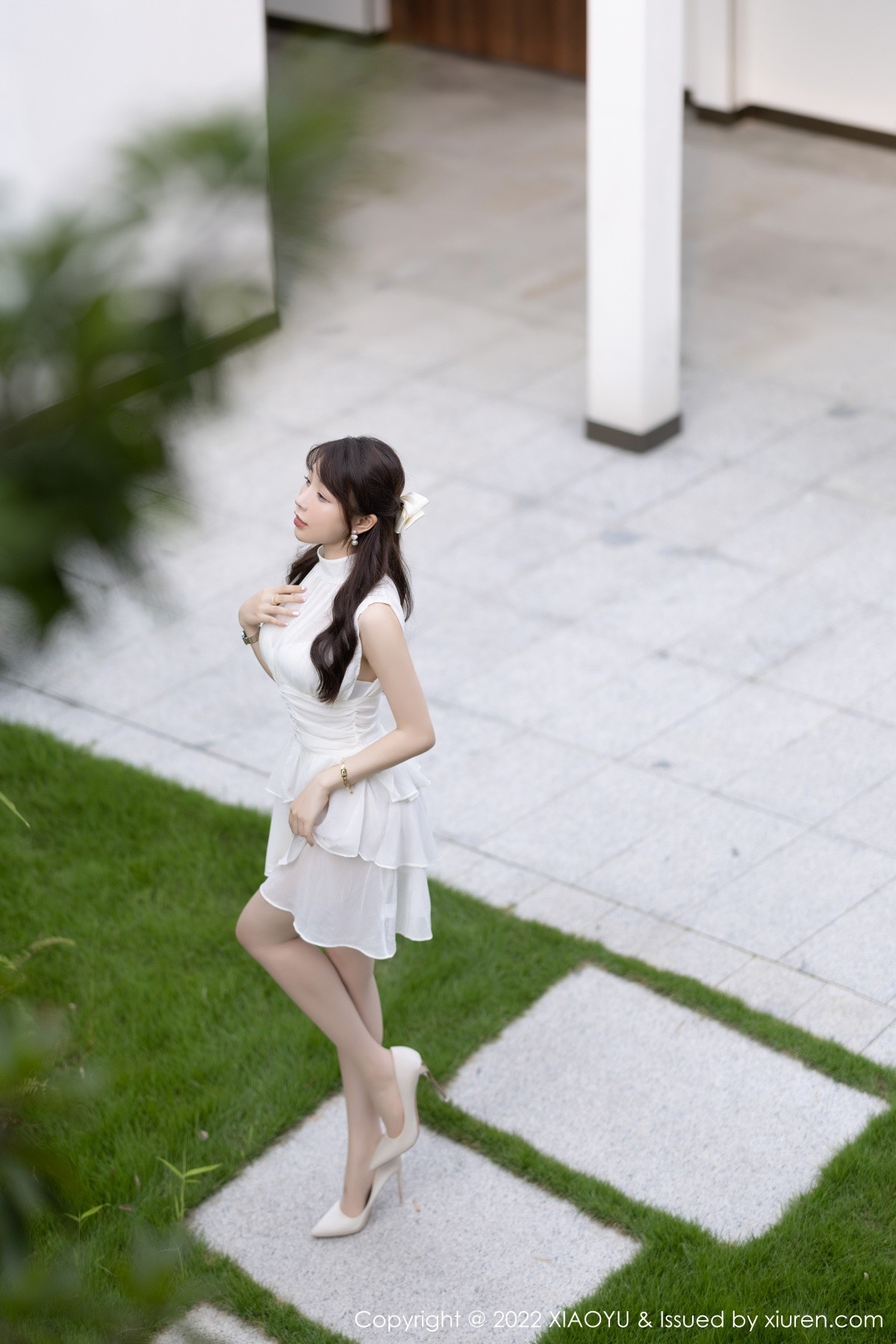 xgyw.top_[XiaoYu画语界]Vol.859_女神徐莉芝Booty脱白色连衣短裙露性感白色内衣完美诱惑写真77P