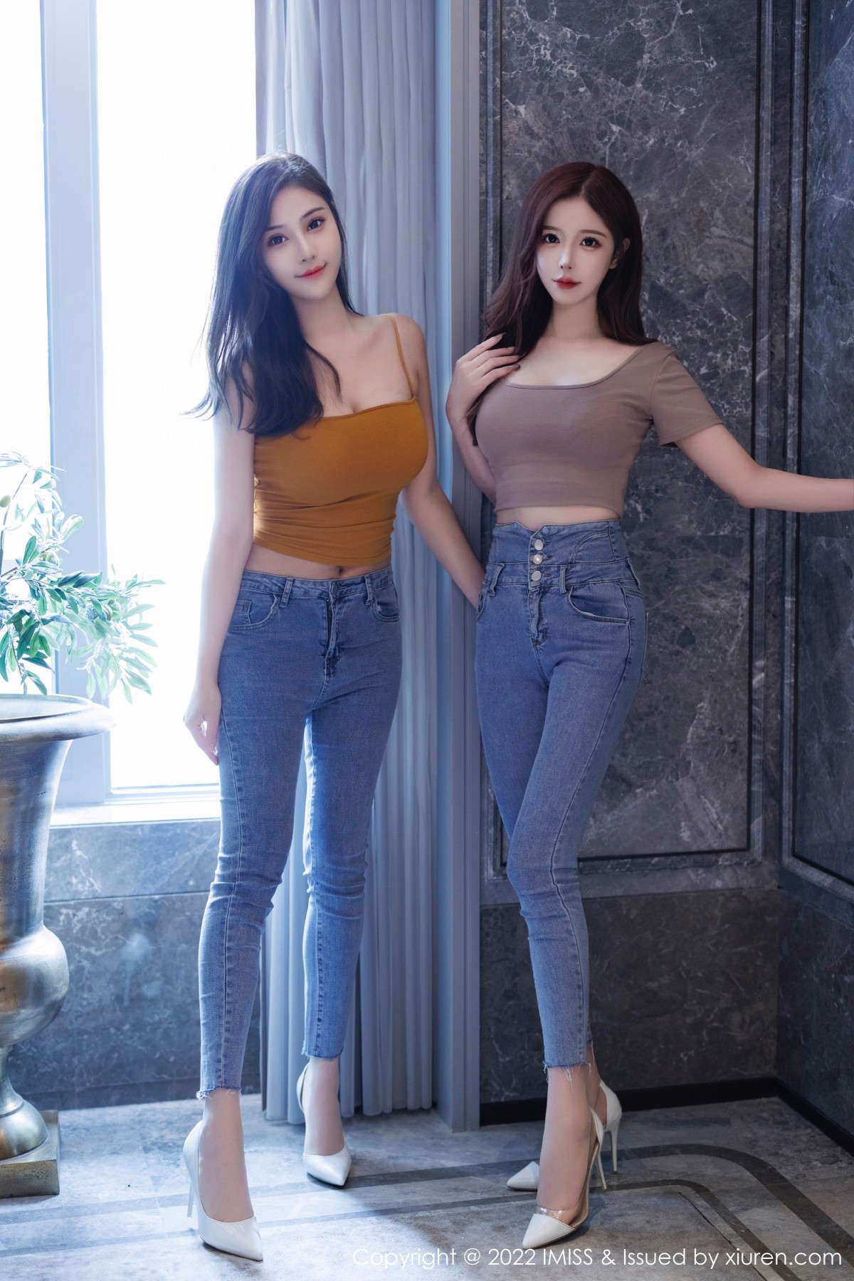 xgyw.top_[IMISS爱蜜社]Vol.697_模特合集女神Lavinia＆LindaLinda脱牛仔裤露性感内衣诱惑写真44P