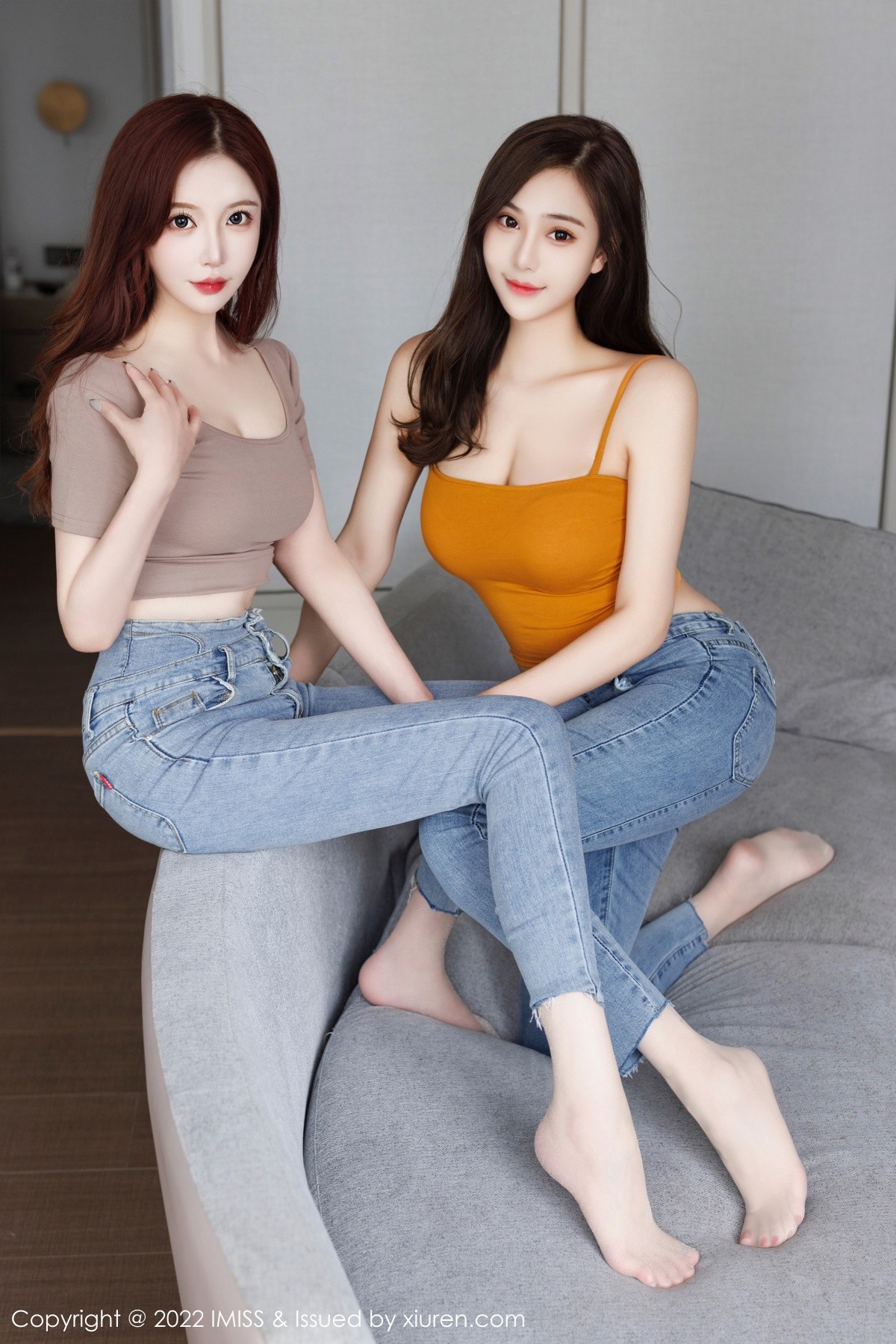 xgyw.top_[IMISS爱蜜社]Vol.697_模特合集女神Lavinia＆LindaLinda脱牛仔裤露性感内衣诱惑写真44P