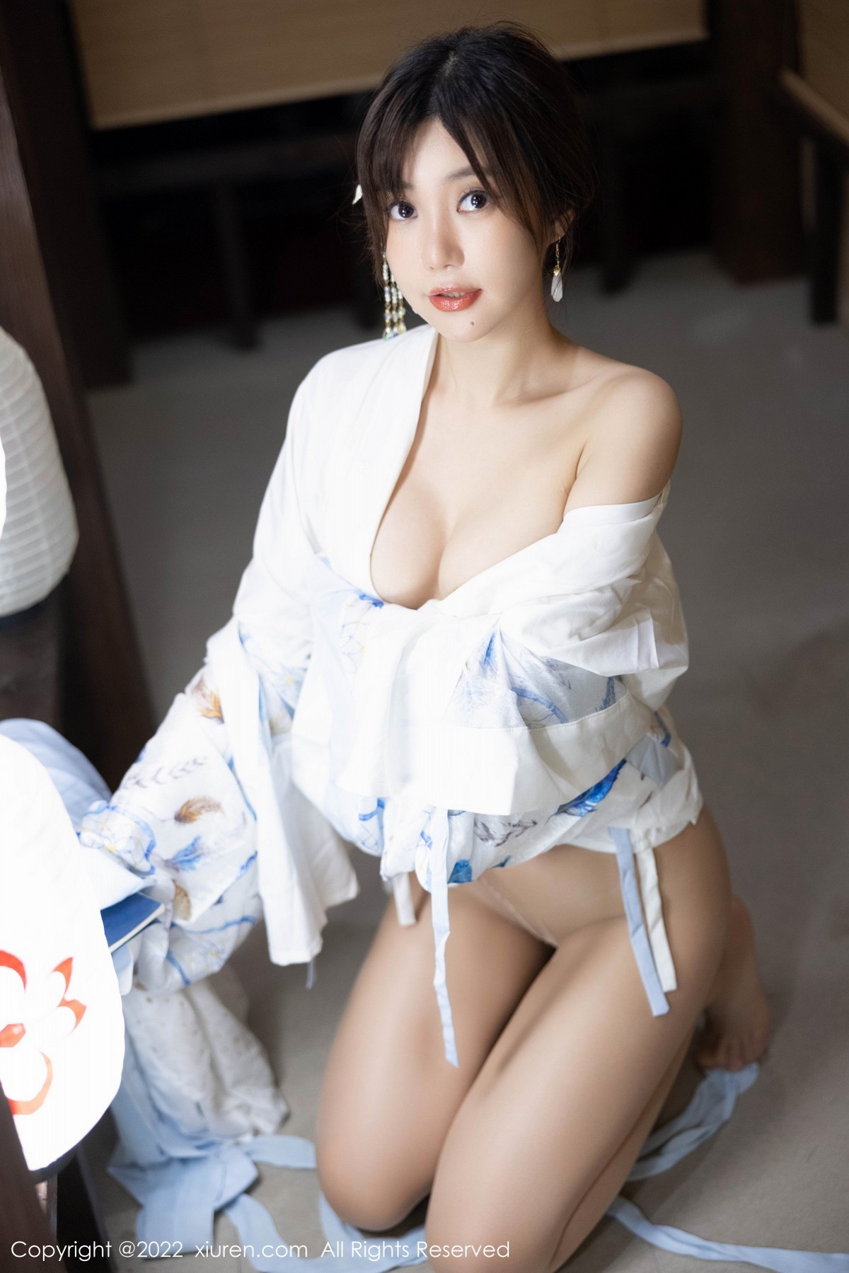 xgyw.top_XiuRen第5569期_女神绮里嘉ula私房日式风性感和服配超薄无内肉丝极致诱惑写真75P