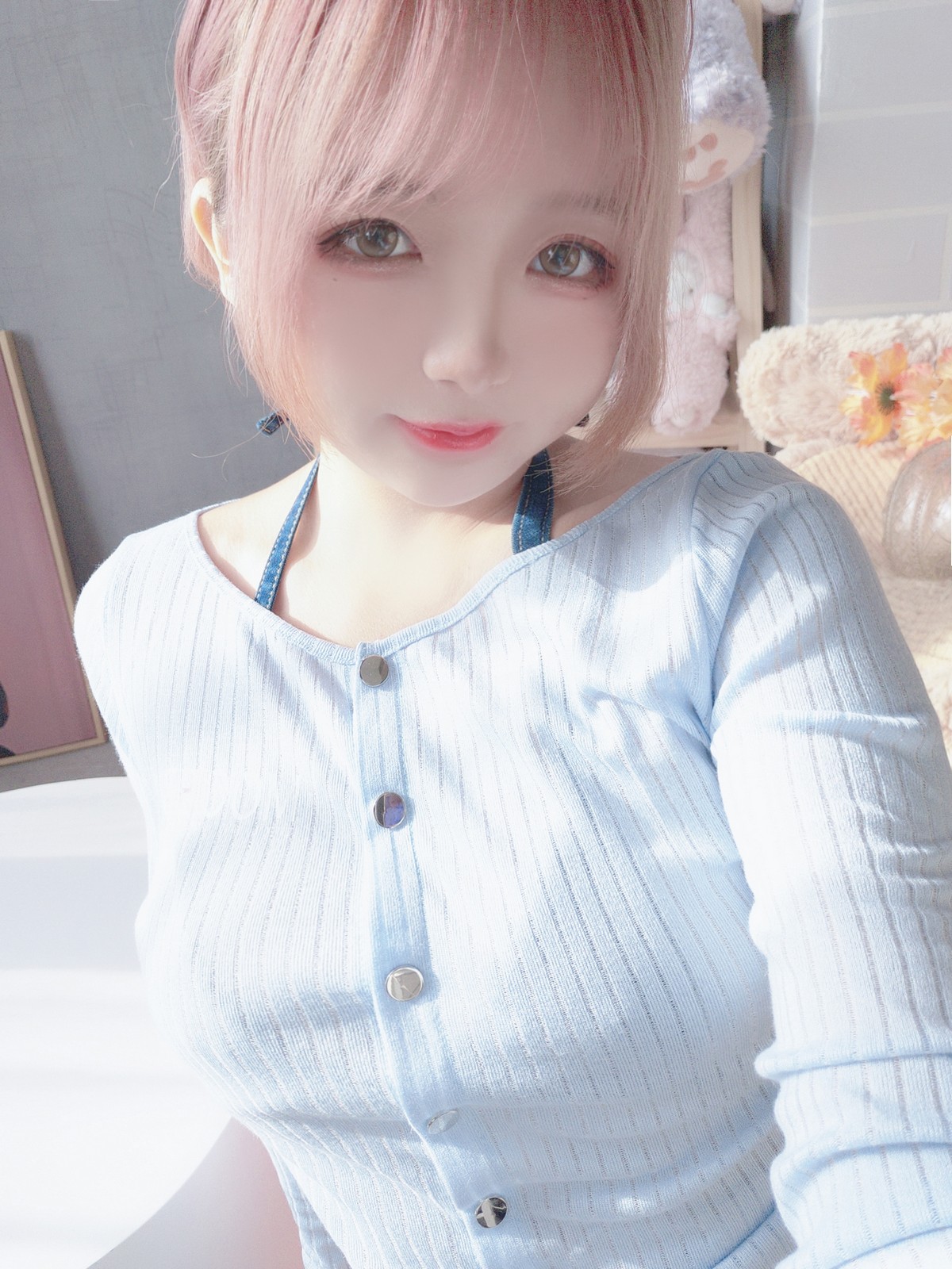 xgyw.top_Cosplay美女日奈娇牛仔裤自拍主题私房半脱露性感牛仔内衣秀完美身材诱惑写真50P