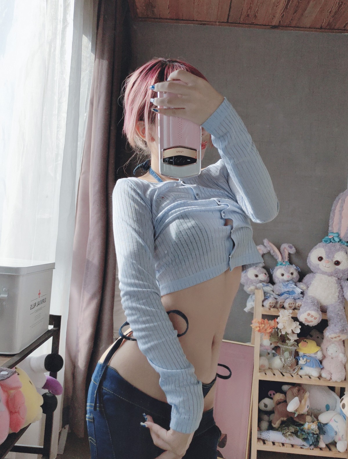 xgyw.top_Cosplay美女日奈娇牛仔裤自拍主题私房半脱露性感牛仔内衣秀完美身材诱惑写真50P