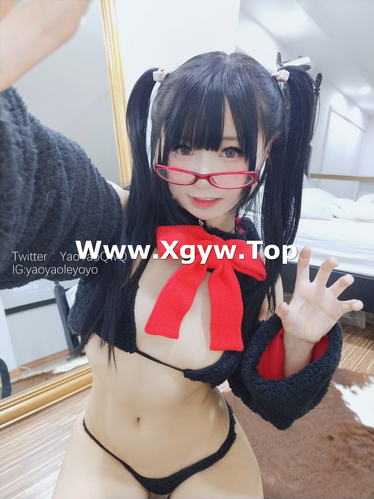 xgyw.top_网络美女软妹摇摇乐猫套装主题性感黑色绒毛服饰露三点式内衣迷人诱惑写真91P