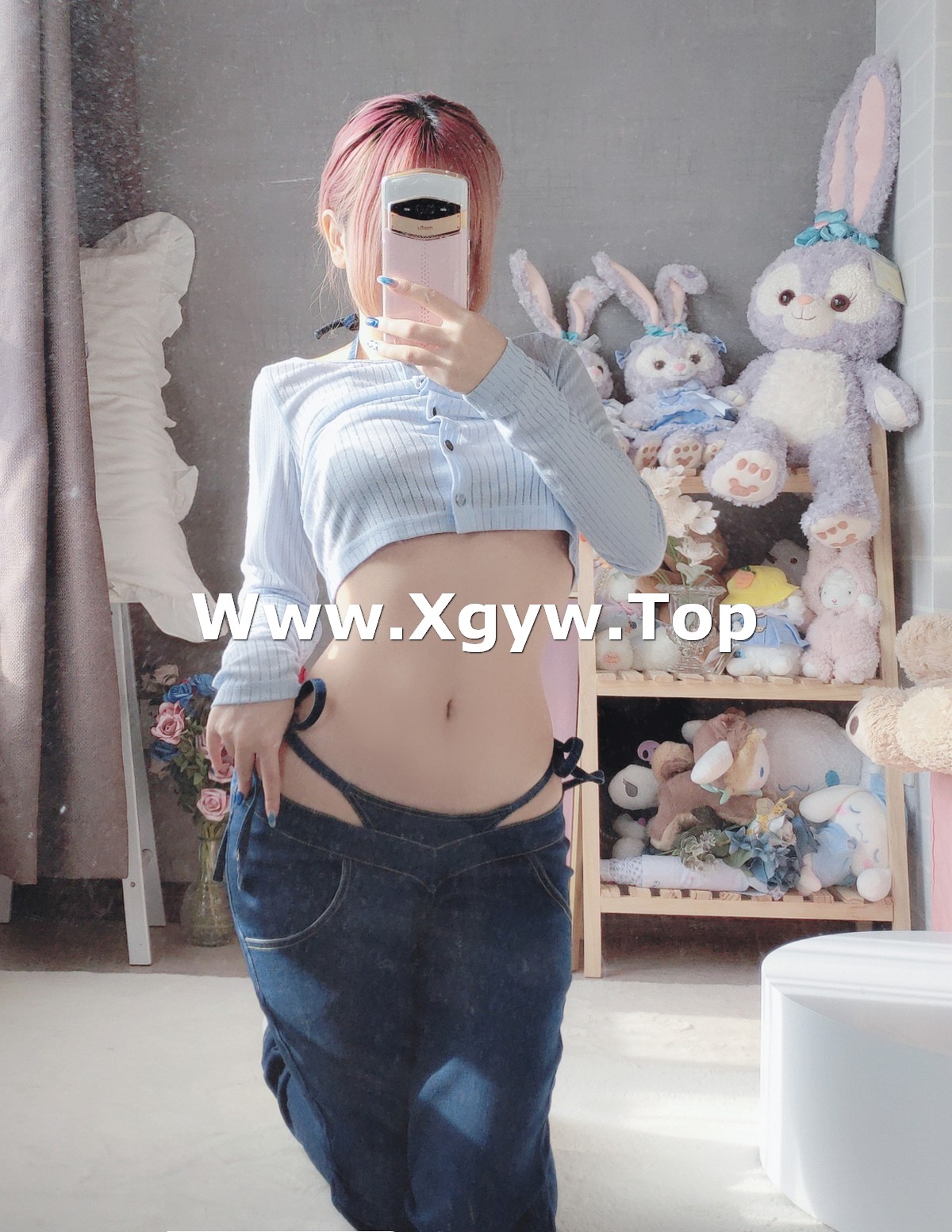 xgyw.top_Cosplay美女日奈娇牛仔裤自拍主题私房半脱露性感牛仔内衣秀完美身材诱惑写真50P