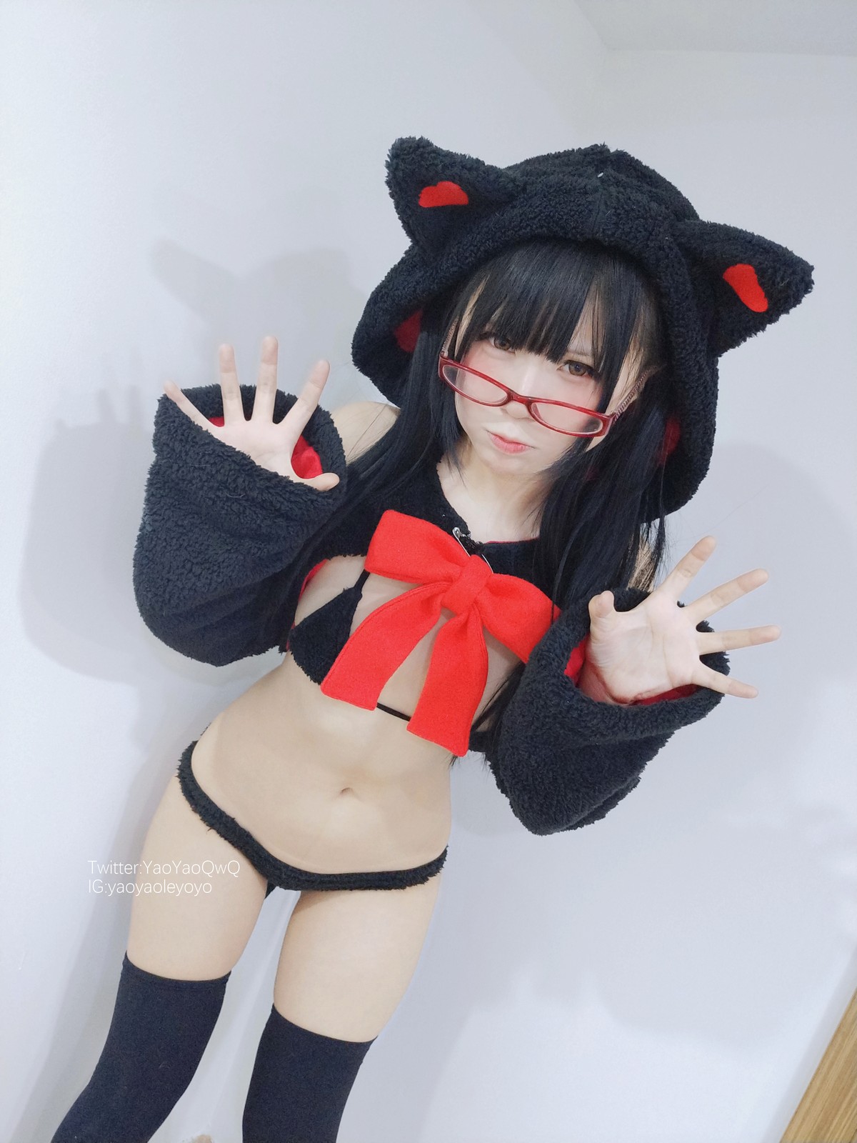 xgyw.top_网络美女软妹摇摇乐猫套装主题性感黑色绒毛服饰露三点式内衣迷人诱惑写真91P