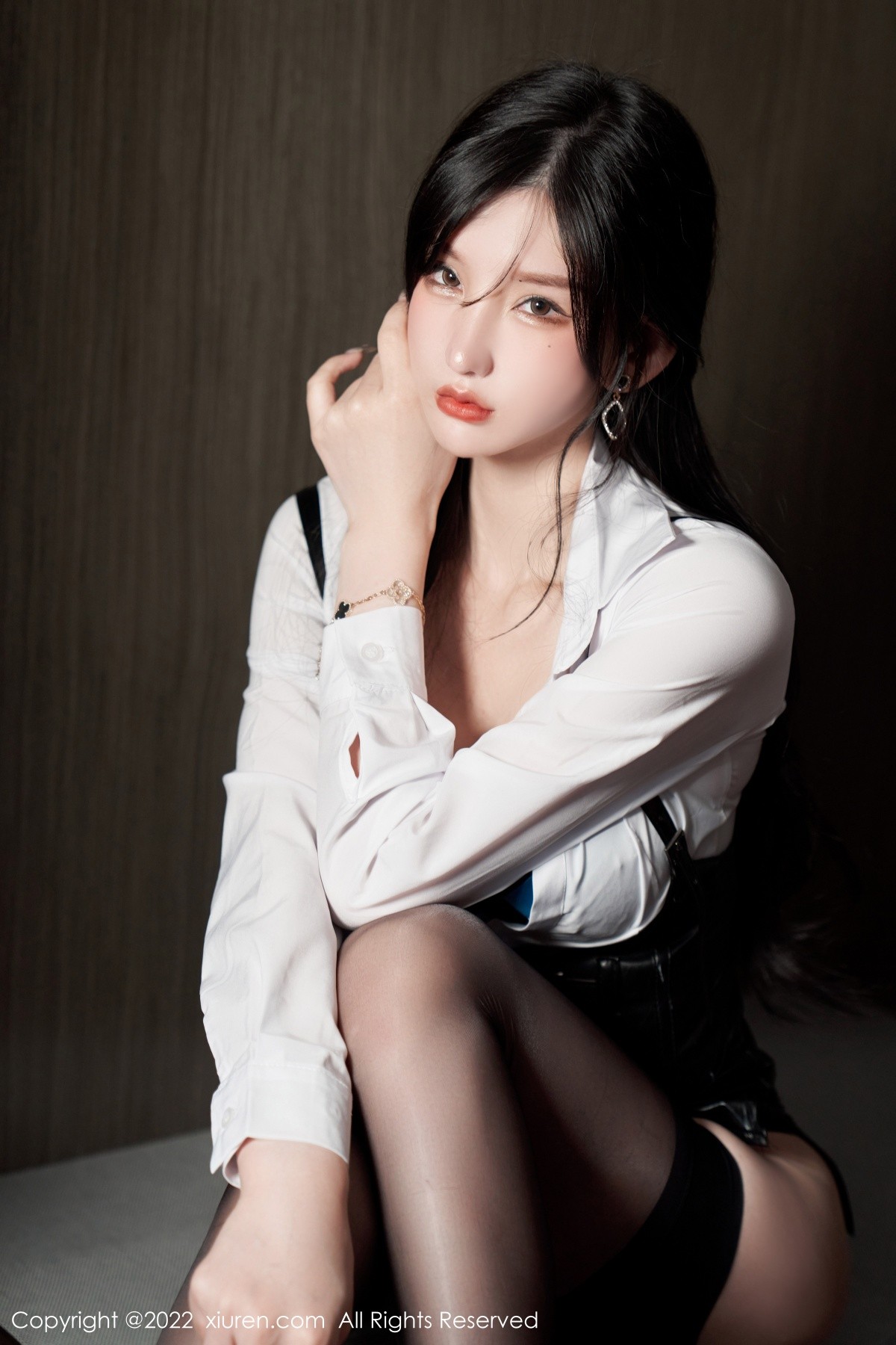 xgyw.top_XiuRen第5602期_女神周于希Sally性感白T配黑皮短裙露黑色蕾丝内衣完美诱惑写真90P