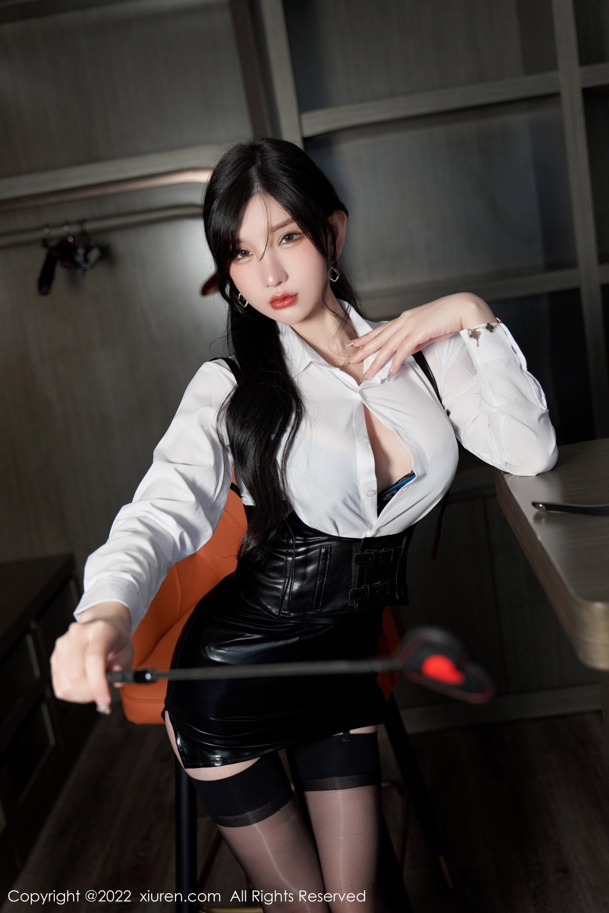 xgyw.top_XiuRen第5602期_女神周于希Sally性感白T配黑皮短裙露黑色蕾丝内衣完美诱惑写真90P