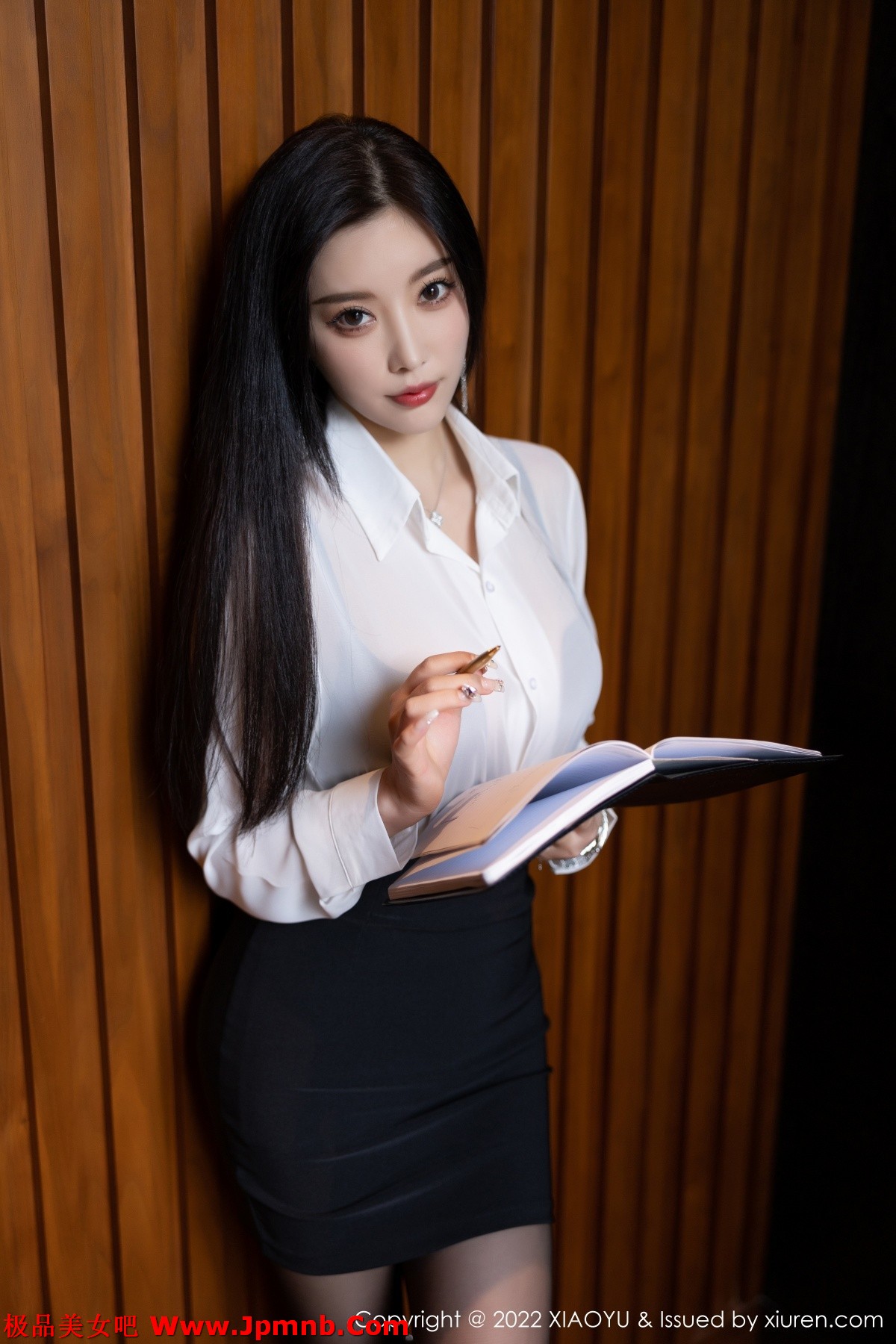 xgyw.top_[XiaoYu画语界]Vol.865_女神杨晨晨Yome杭州旅拍白T配黑短裙半脱露无内黑丝诱惑写真90P