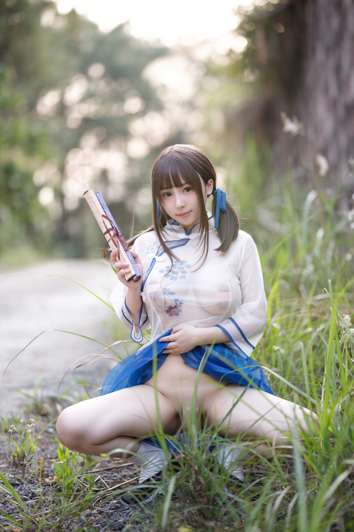 xgyw.top_网络美女胡桃猫Kurumineko乡野小娇妻主题户外脱性感薄透服饰露豪乳诱惑写真69P