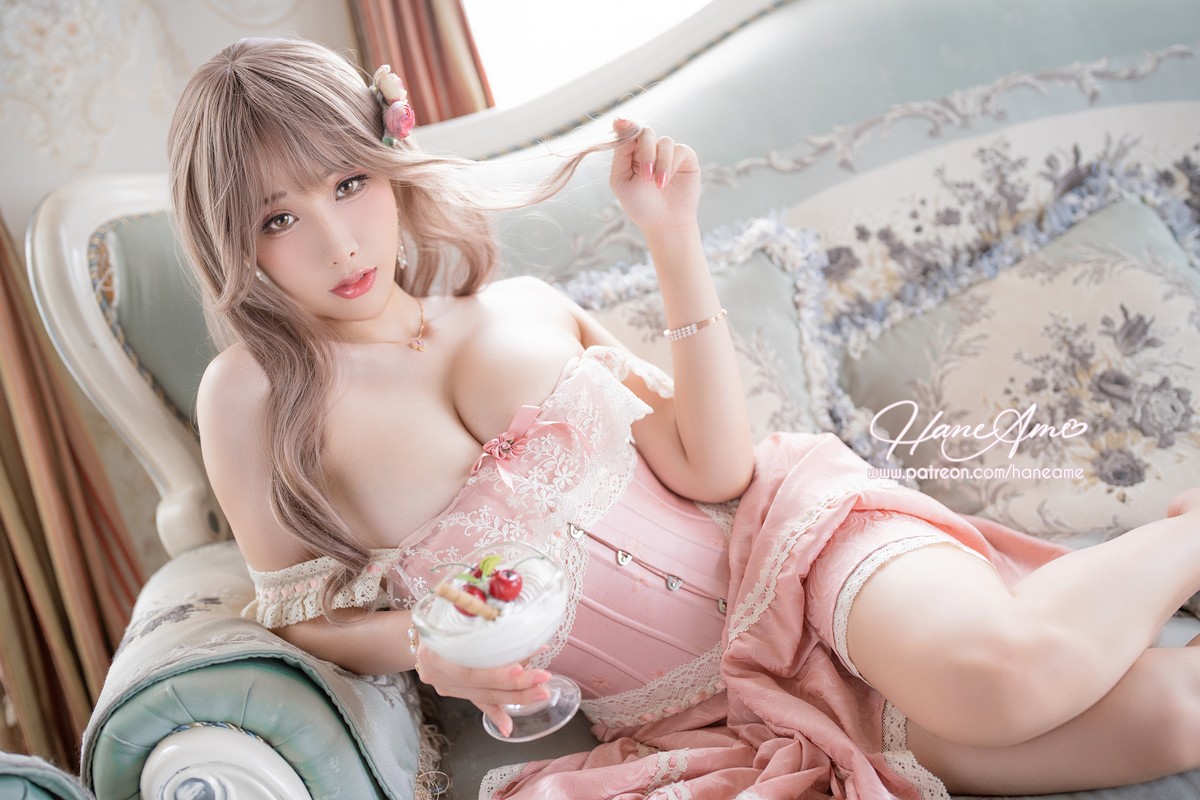 xgyw.top_Coser美女雨波_HaneAme窕窕淑女主题私房性感粉色低胸连身裙秀豪乳诱惑写真55P
