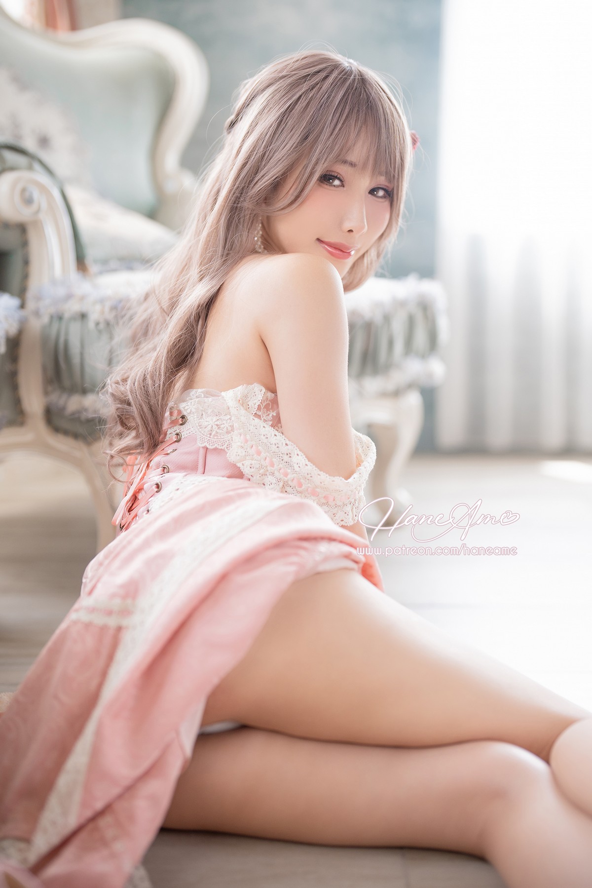 xgyw.top_Coser美女雨波_HaneAme窕窕淑女主题私房性感粉色低胸连身裙秀豪乳诱惑写真55P