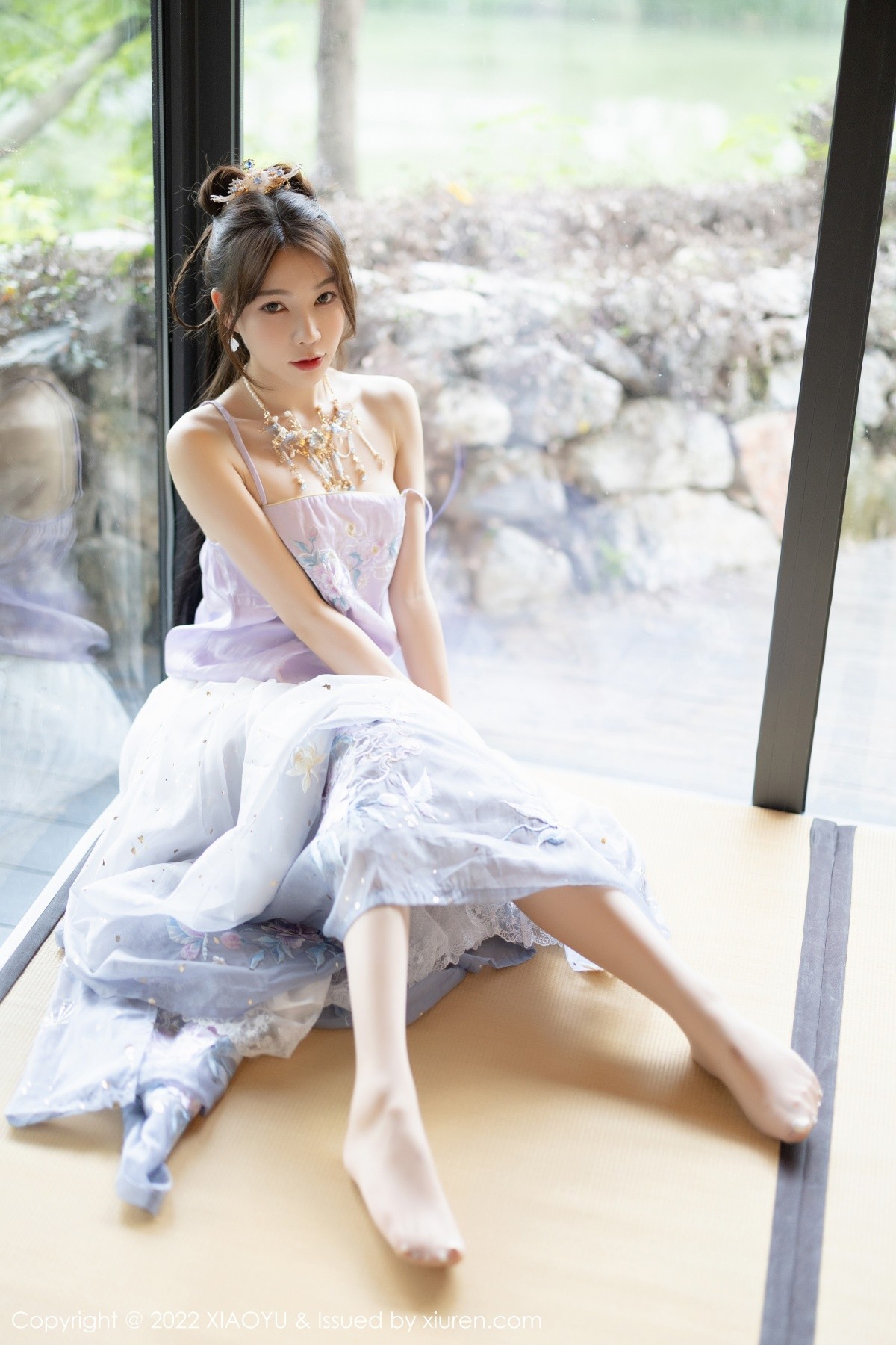 xgyw.top_[XiaoYu画语界]Vol.866_女神徐莉芝Booty杭州旅拍浅紫色古装服配超薄无内肉丝诱惑写真94P