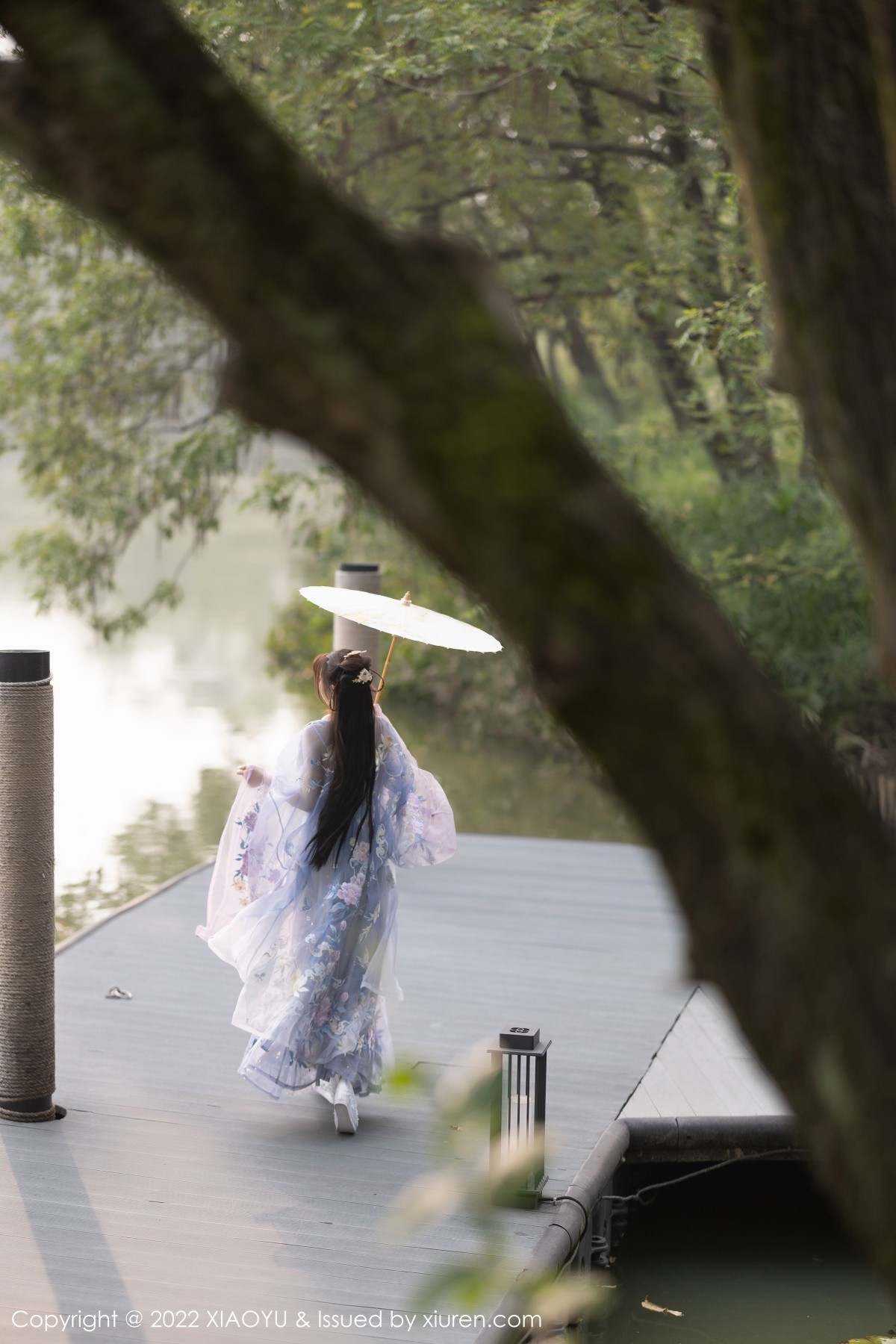 xgyw.top_[XiaoYu画语界]Vol.866_女神徐莉芝Booty杭州旅拍浅紫色古装服配超薄无内肉丝诱惑写真94P