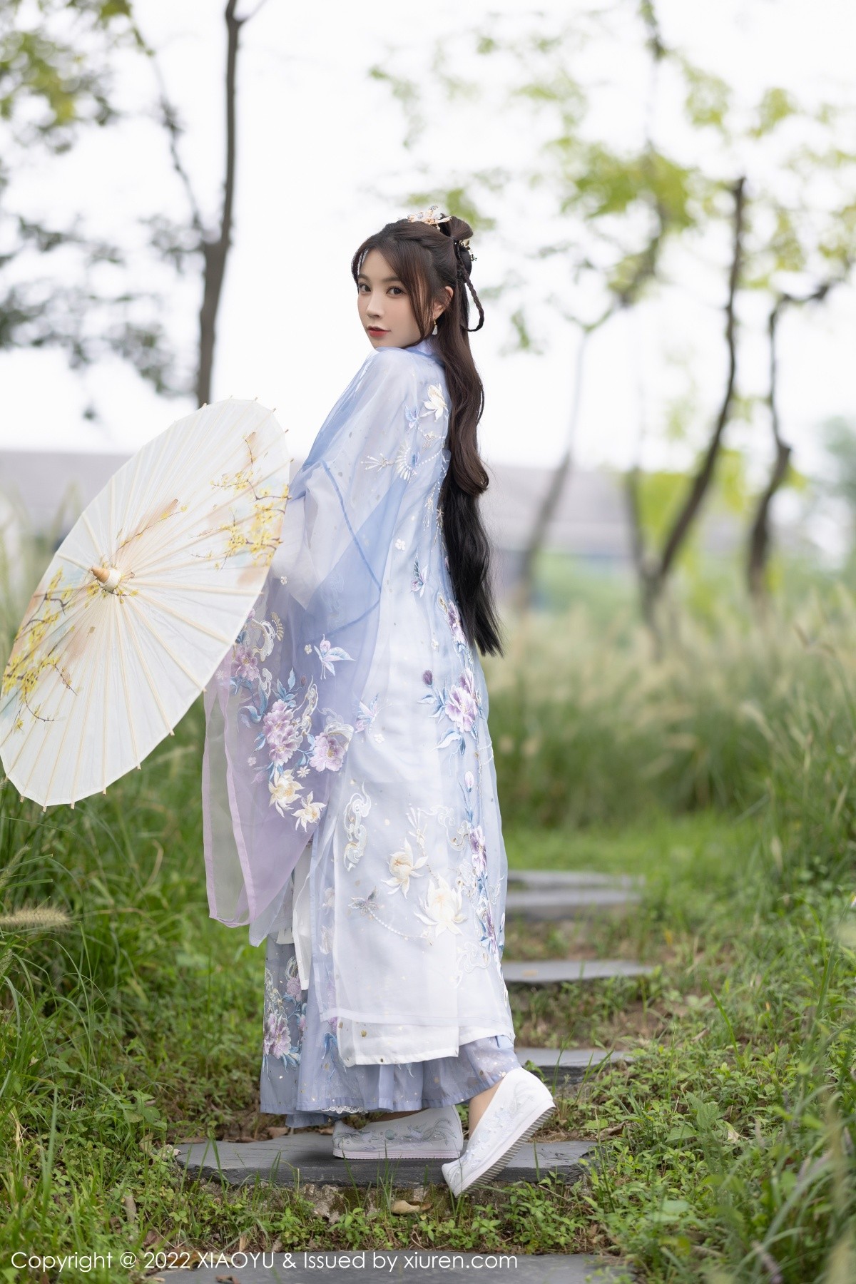 xgyw.top_[XiaoYu画语界]Vol.866_女神徐莉芝Booty杭州旅拍浅紫色古装服配超薄无内肉丝诱惑写真94P