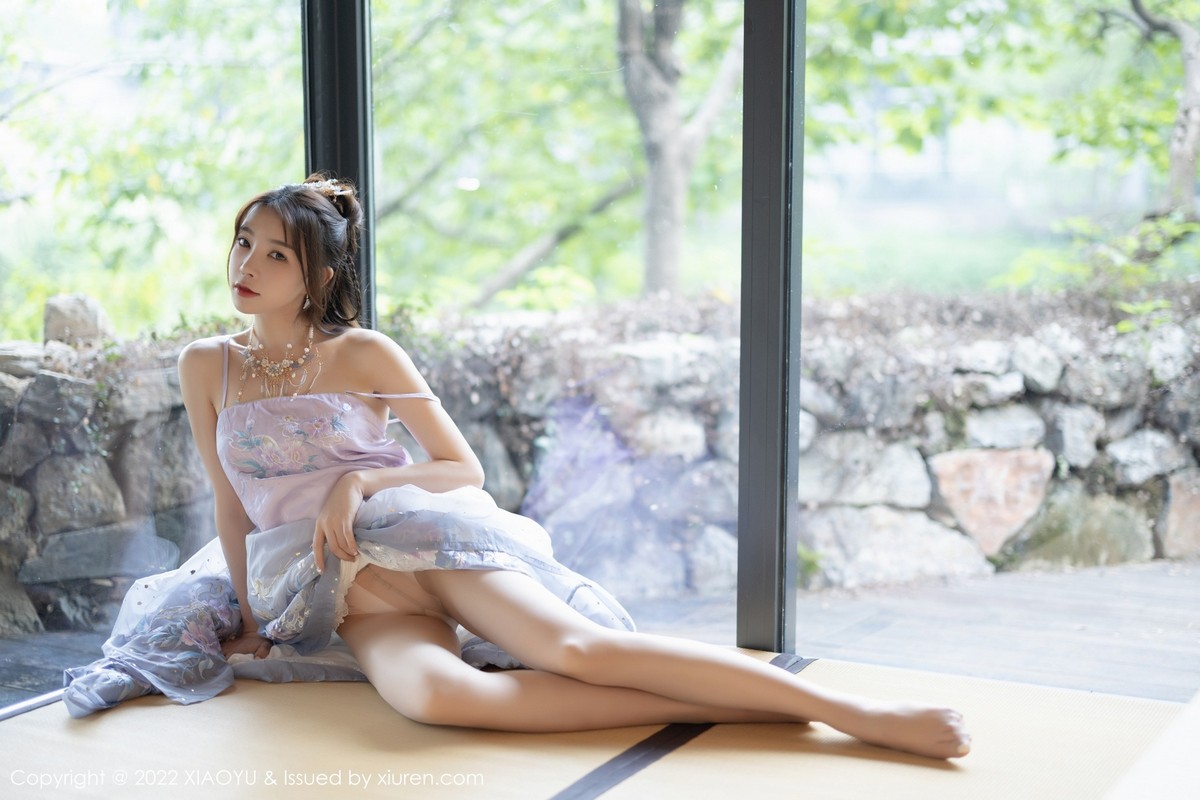 xgyw.top_[XiaoYu画语界]Vol.866_女神徐莉芝Booty杭州旅拍浅紫色古装服配超薄无内肉丝诱惑写真94P
