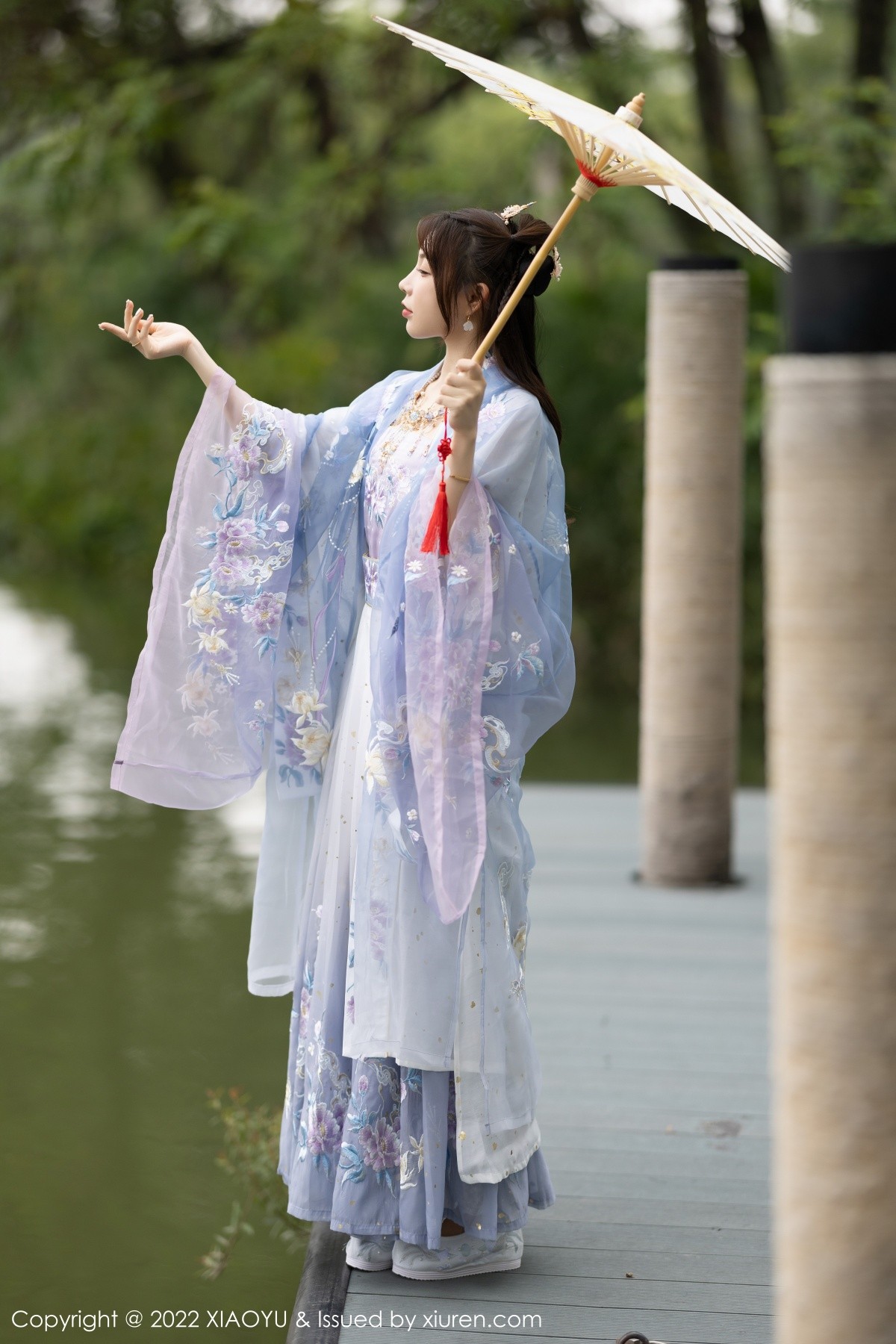 xgyw.top_[XiaoYu画语界]Vol.866_女神徐莉芝Booty杭州旅拍浅紫色古装服配超薄无内肉丝诱惑写真94P