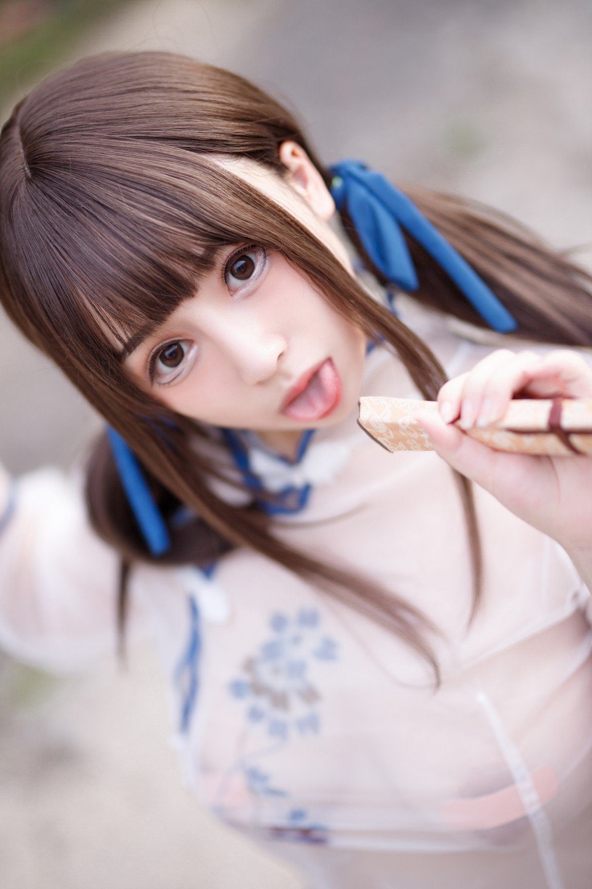 xgyw.top_网络美女胡桃猫Kurumineko乡野小娇妻主题户外脱性感薄透服饰露豪乳诱惑写真69P