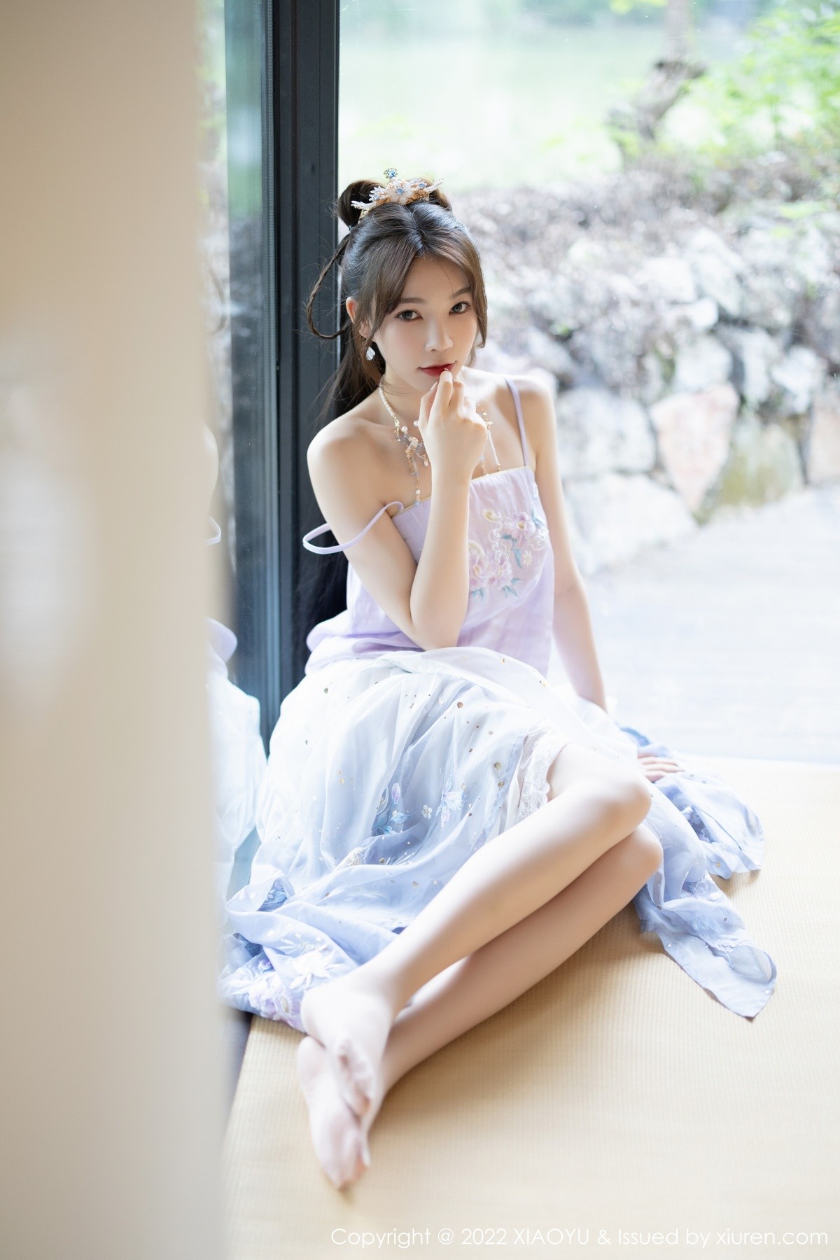 xgyw.top_[XiaoYu画语界]Vol.866_女神徐莉芝Booty杭州旅拍浅紫色古装服配超薄无内肉丝诱惑写真94P