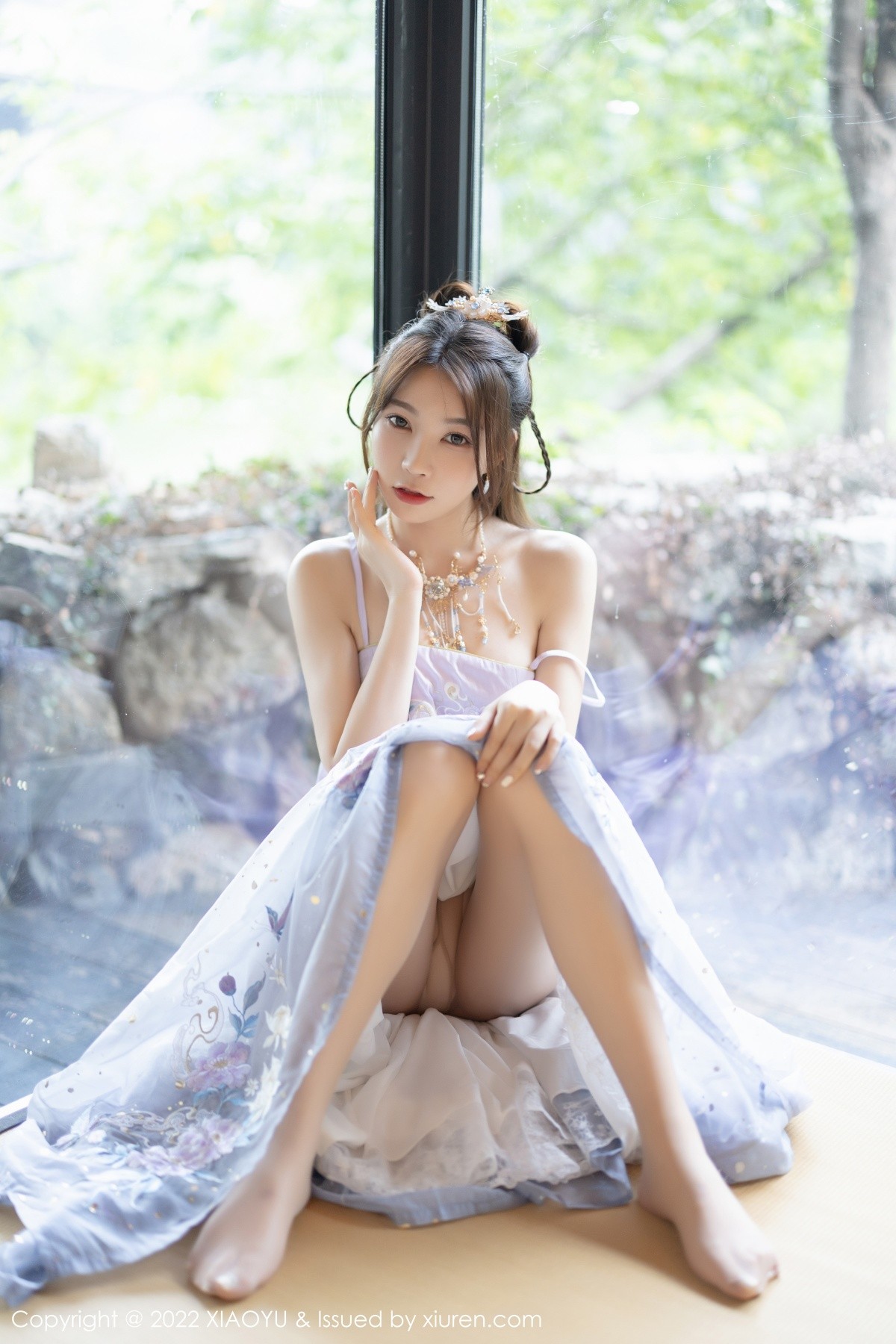 xgyw.top_[XiaoYu画语界]Vol.866_女神徐莉芝Booty杭州旅拍浅紫色古装服配超薄无内肉丝诱惑写真94P