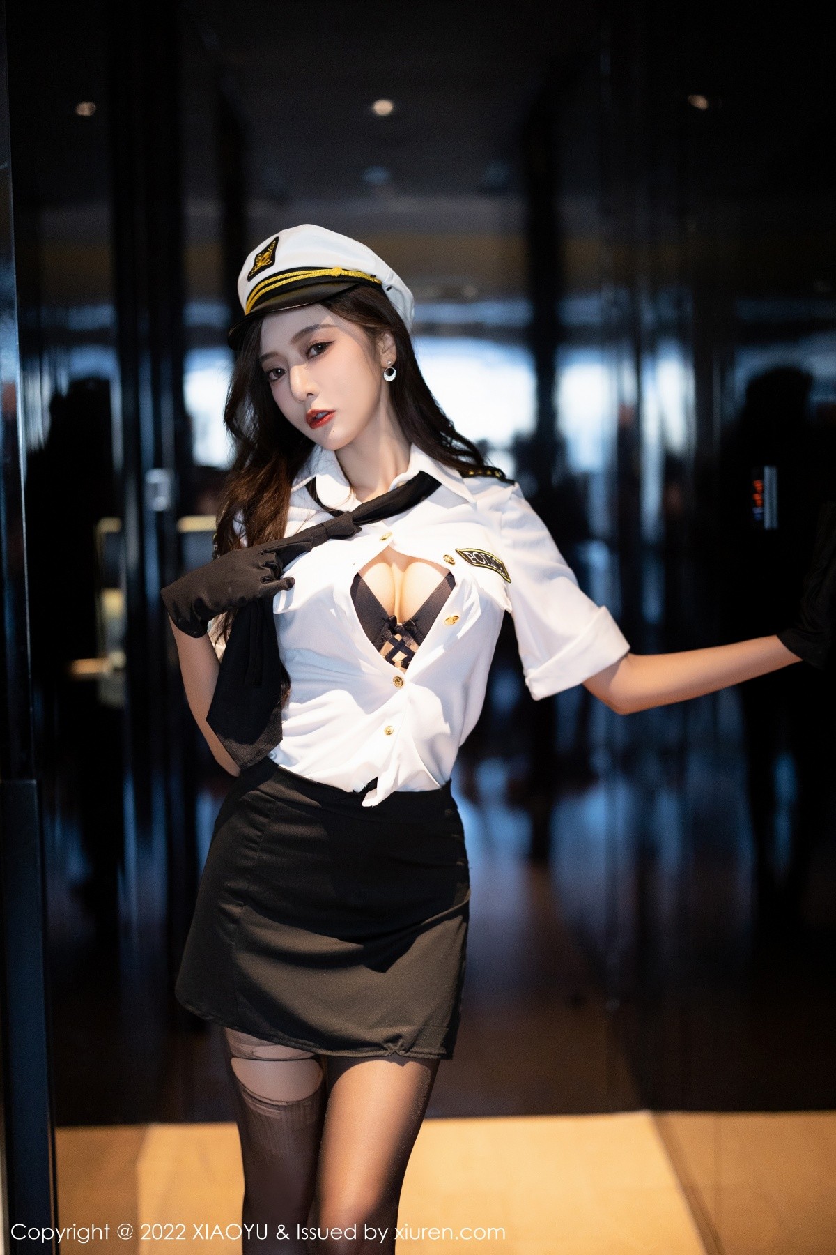 xgyw.top_[XiaoYu画语界]Vol.867_女神王馨瑶yanni韩国女警官制服露蕾丝内衣配破烂黑丝诱惑写真90P