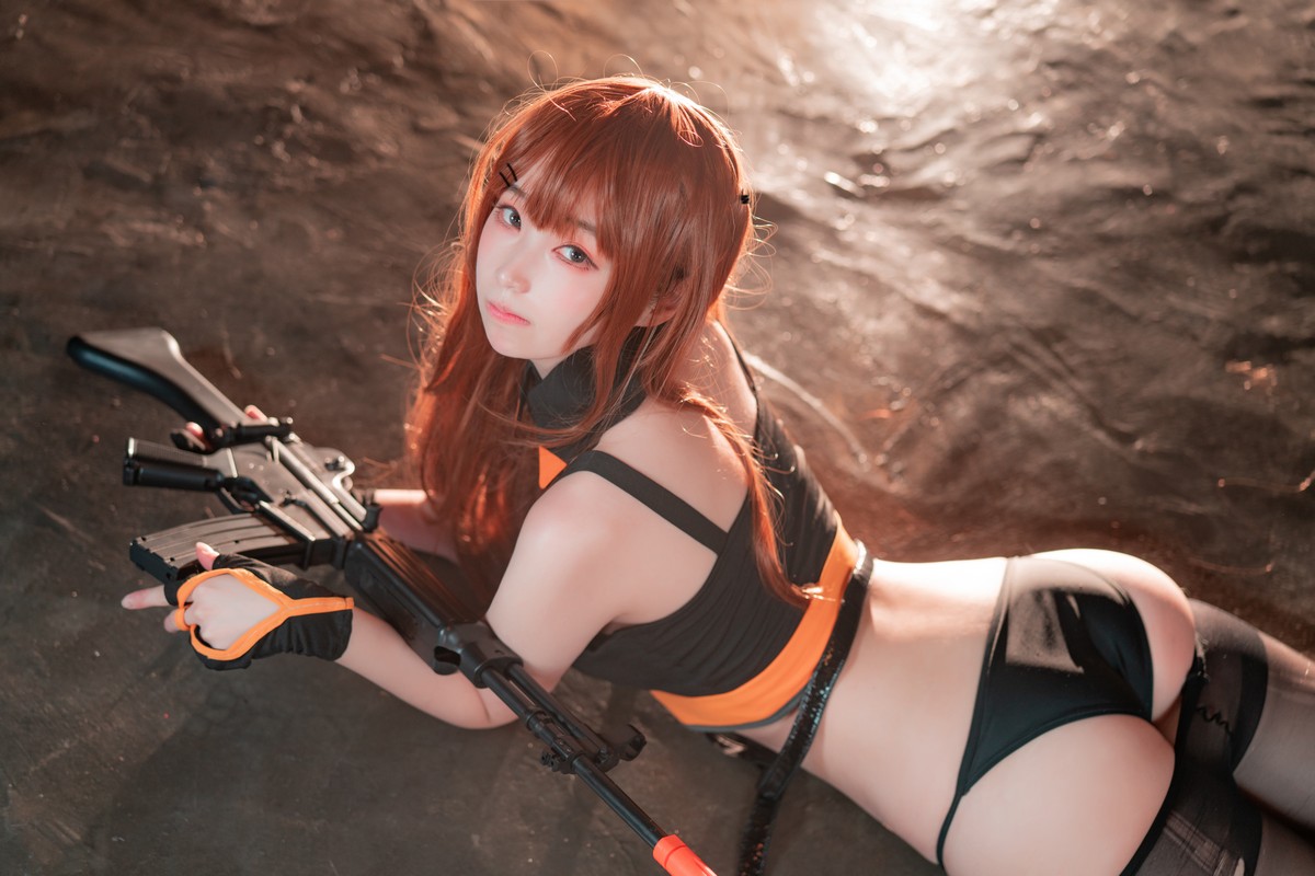xgyw.top_韩国妹子Bambi-Girls Frontline主题户外脱外衣露三点式内衣秀完美身材诱惑写真91P
