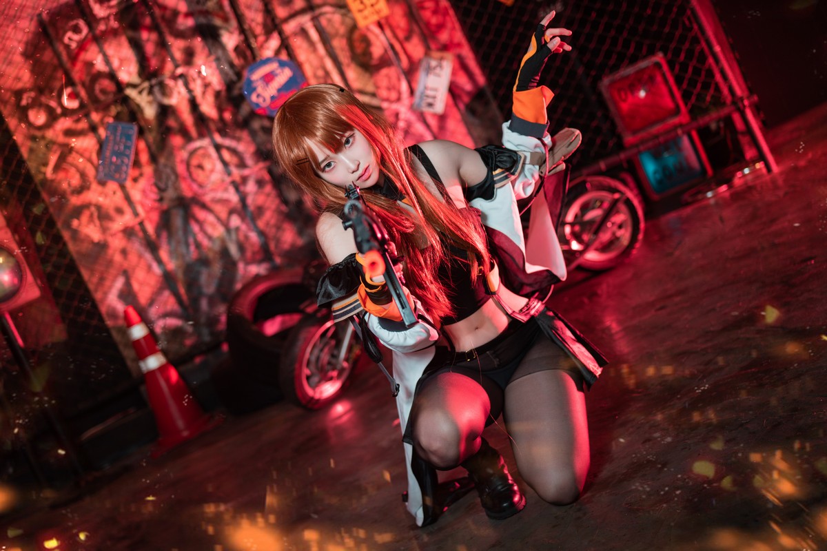 xgyw.top_韩国妹子Bambi-Girls Frontline主题户外脱外衣露三点式内衣秀完美身材诱惑写真91P