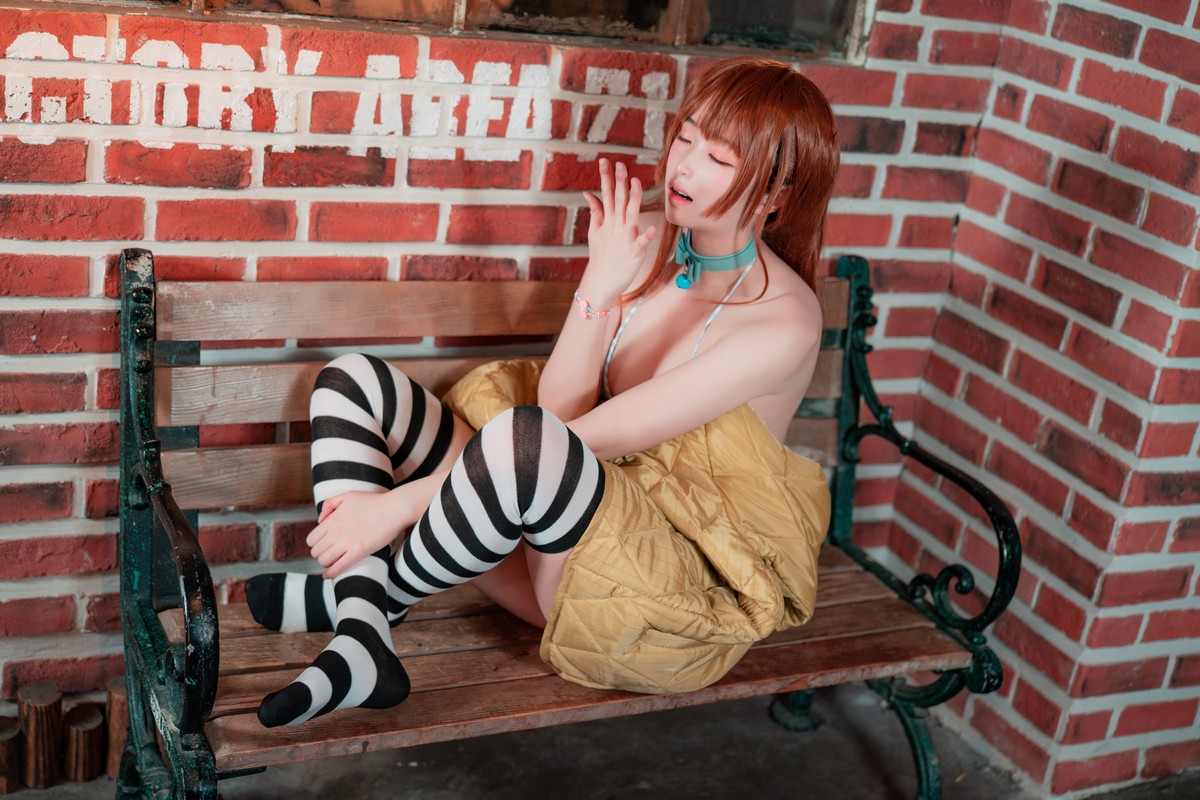 xgyw.top_韩国妹子Bambi-Girls Frontline主题户外脱外衣露三点式内衣秀完美身材诱惑写真91P