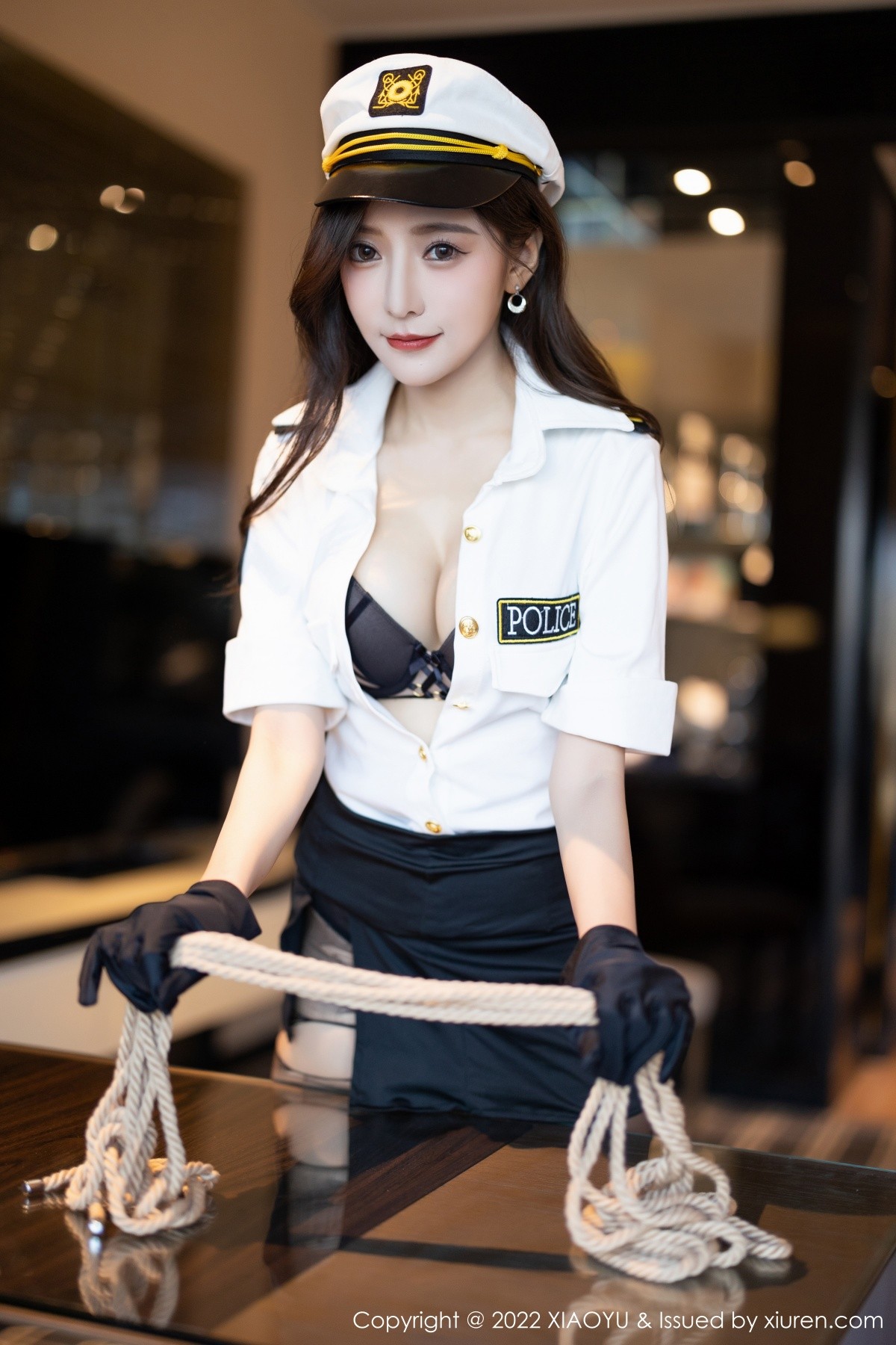 xgyw.top_[XiaoYu画语界]Vol.867_女神王馨瑶yanni韩国女警官制服露蕾丝内衣配破烂黑丝诱惑写真90P